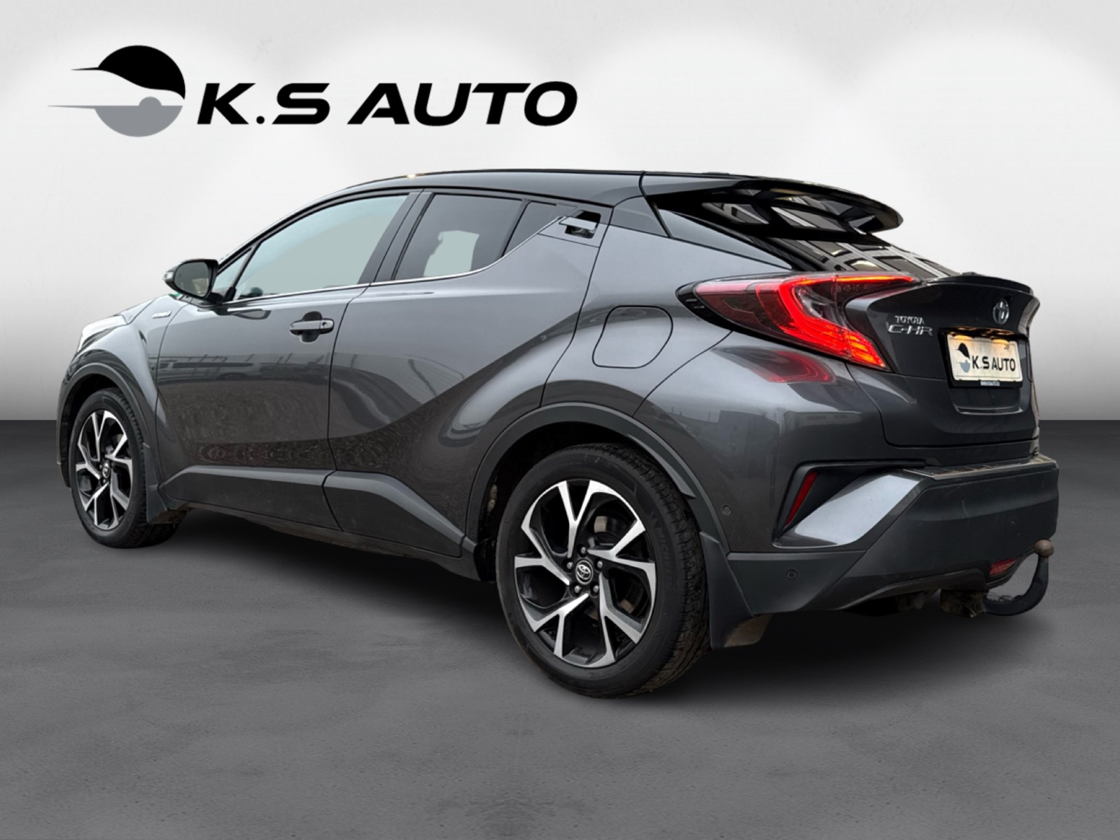 Toyota C-HR 1,8 Hybrid Premium Selected CVT 5d