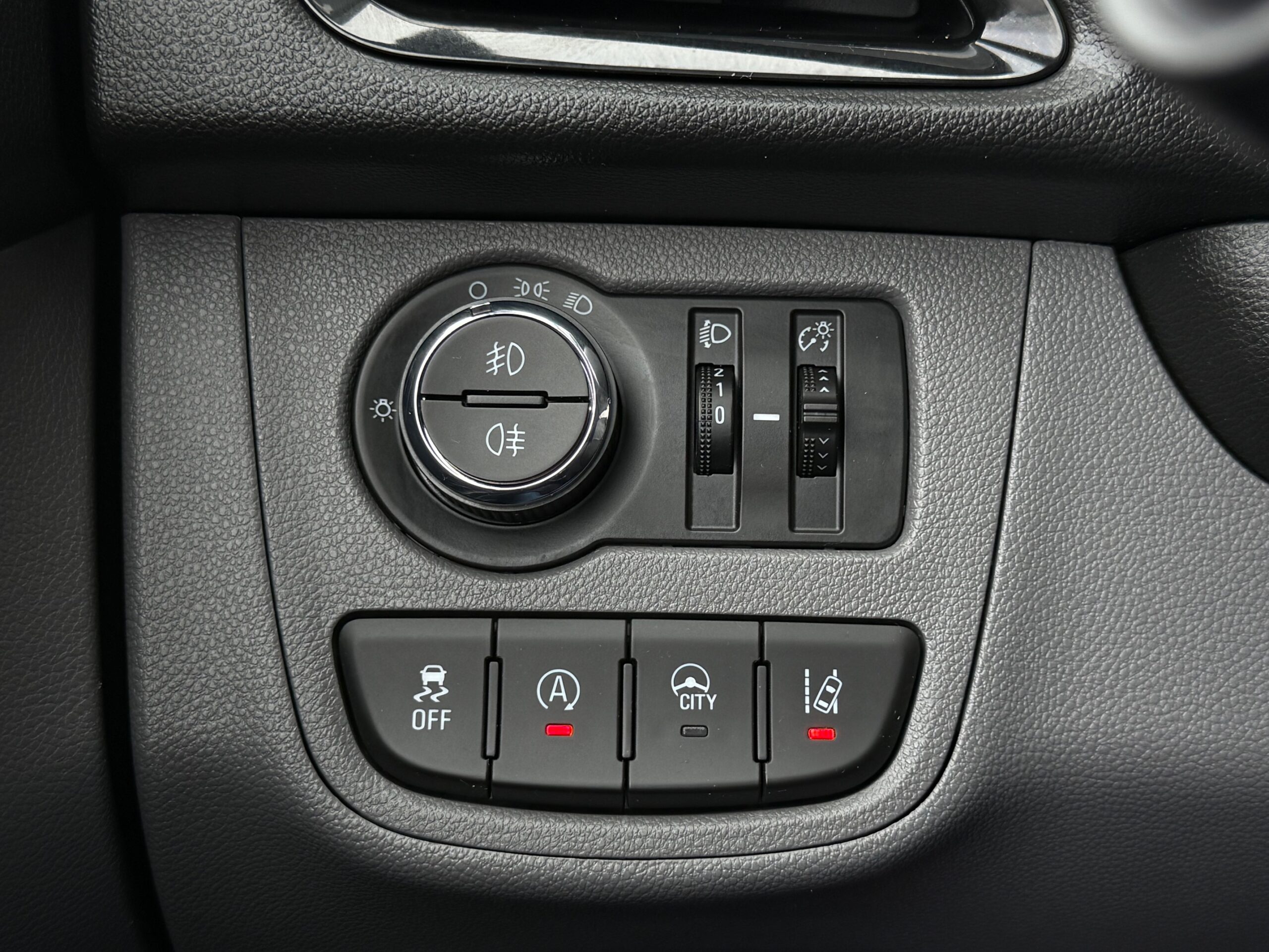 Opel Karl 1,0 Cosmo 5d