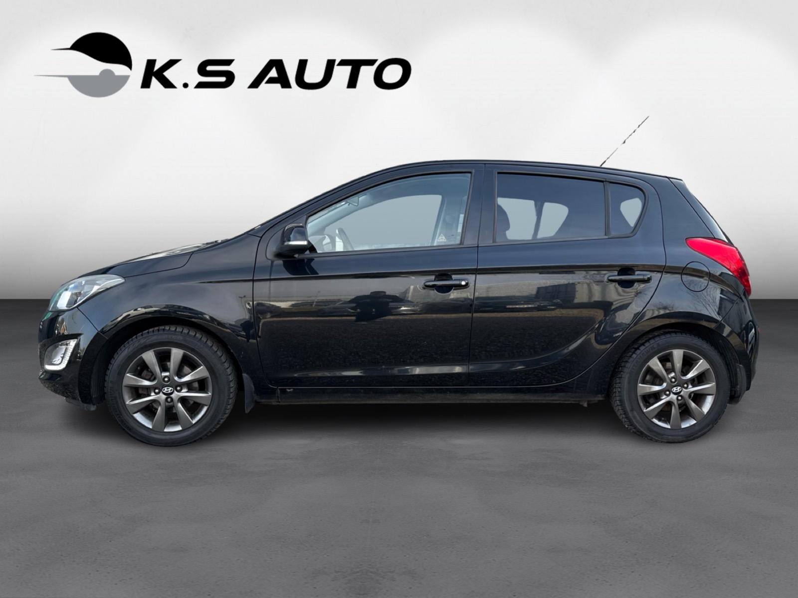 Hyundai i20 1,25 Classic XTR+ 5d