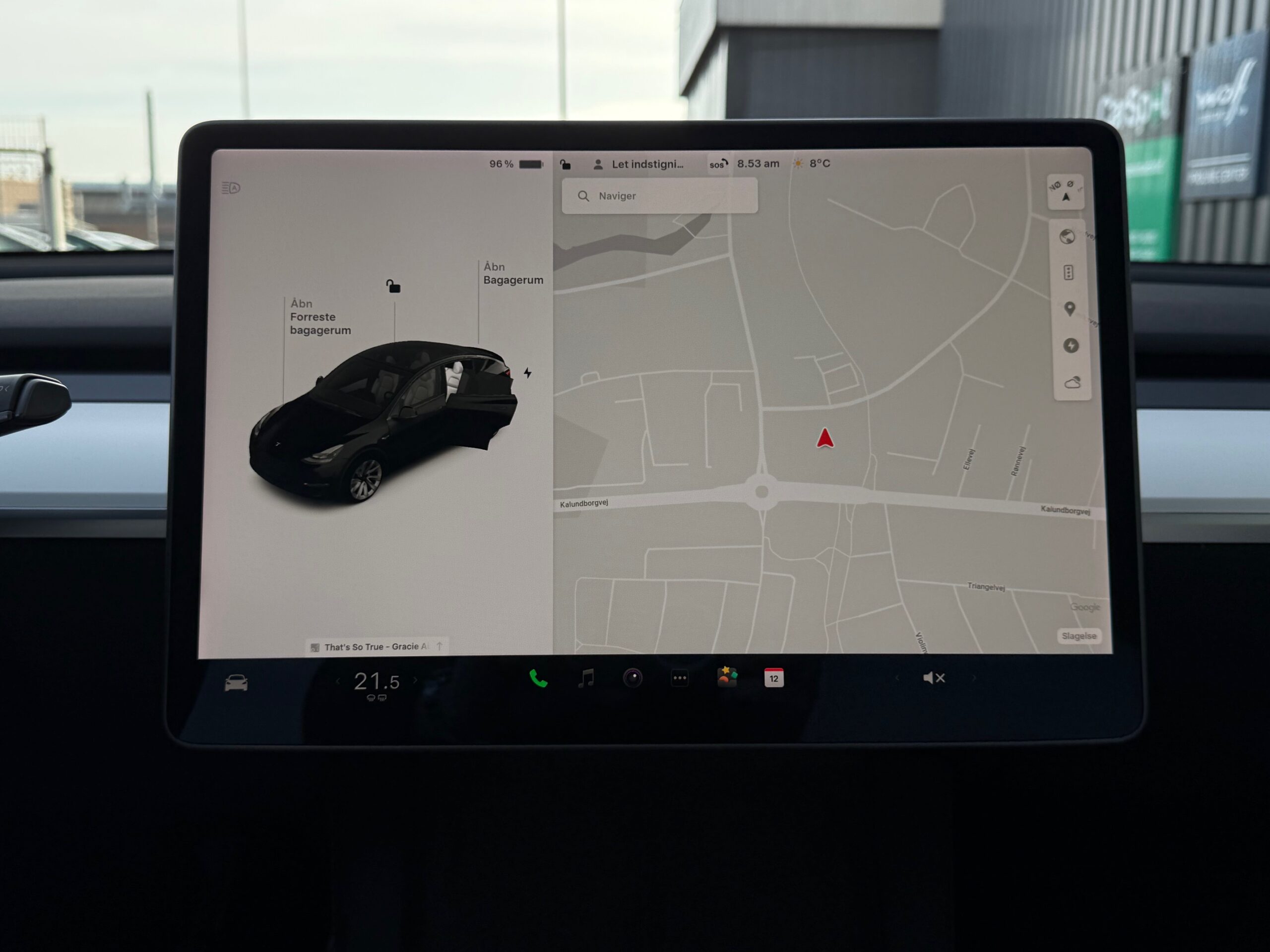 Tesla Model Y Long Range AWD 5d