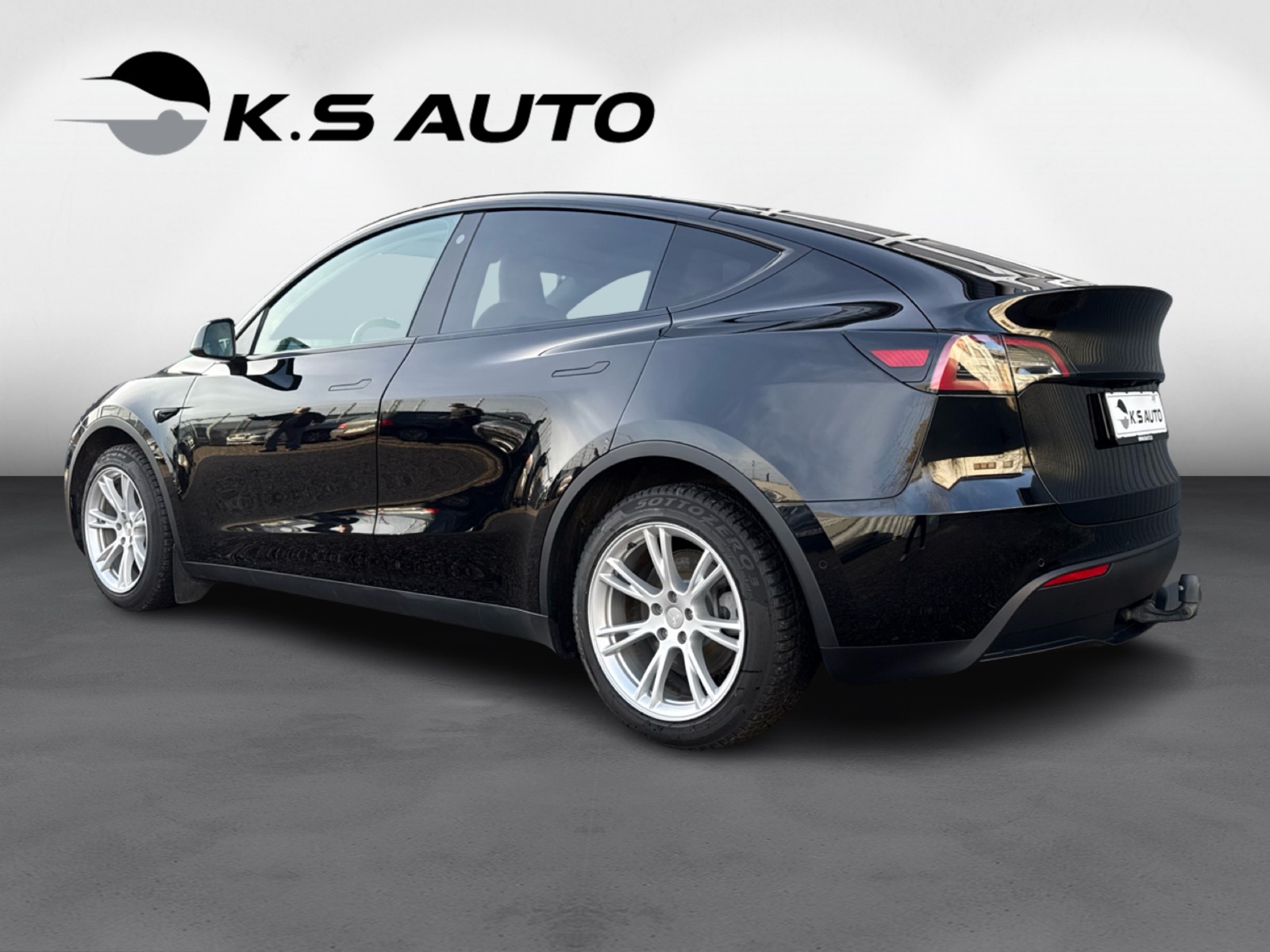 Tesla Model Y Long Range AWD 5d