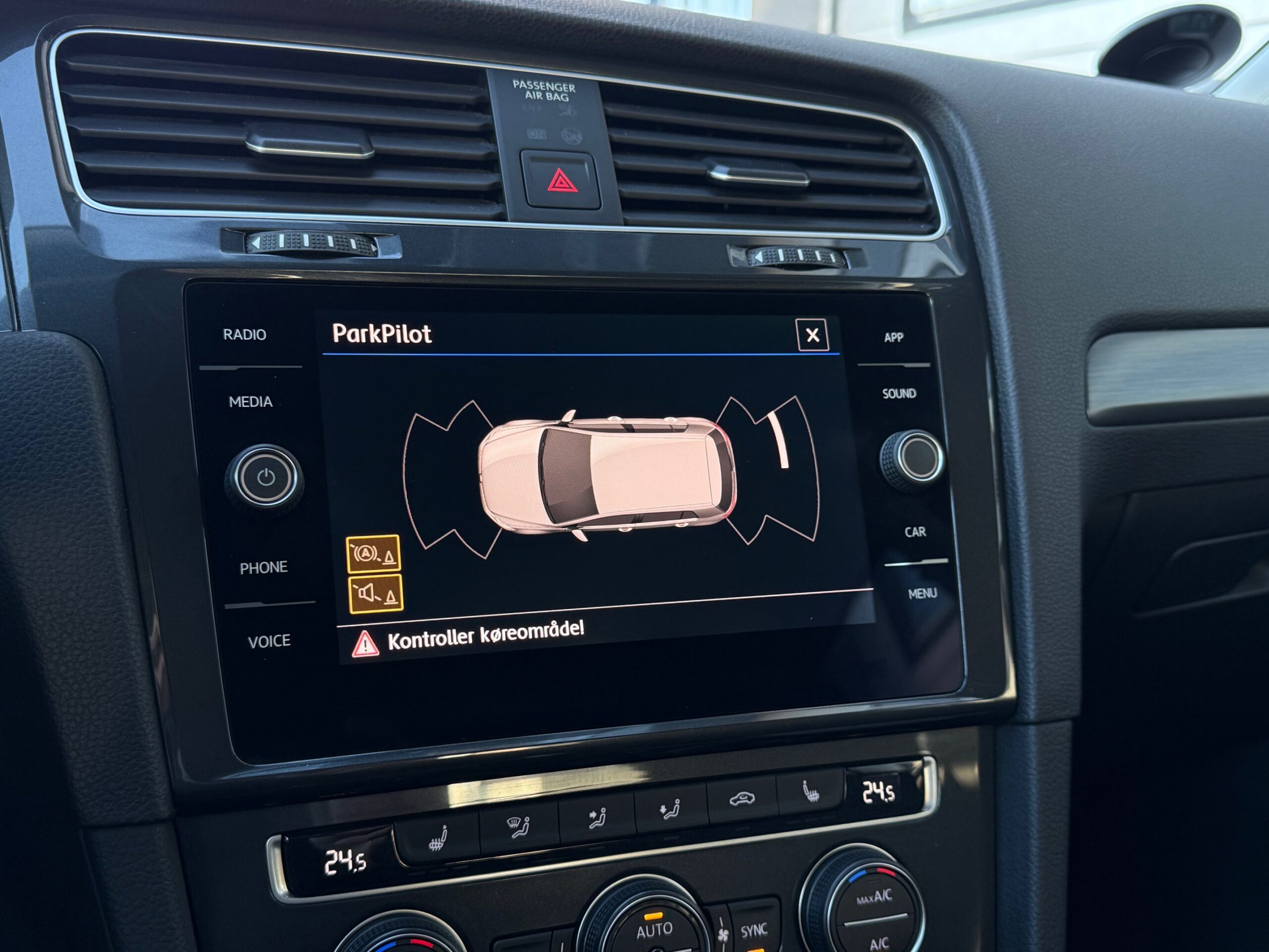 VW Golf VII 1,5 TSi 130 Comfortline DSG 5d