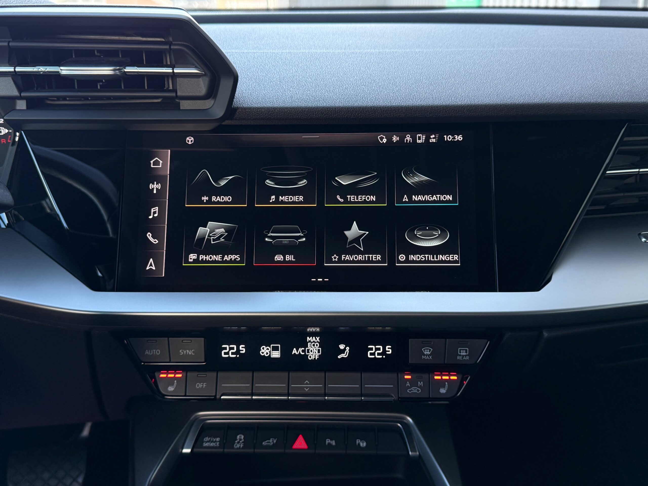 Audi A3 40 TFSi e Prestige Sportback S-tr. 5d