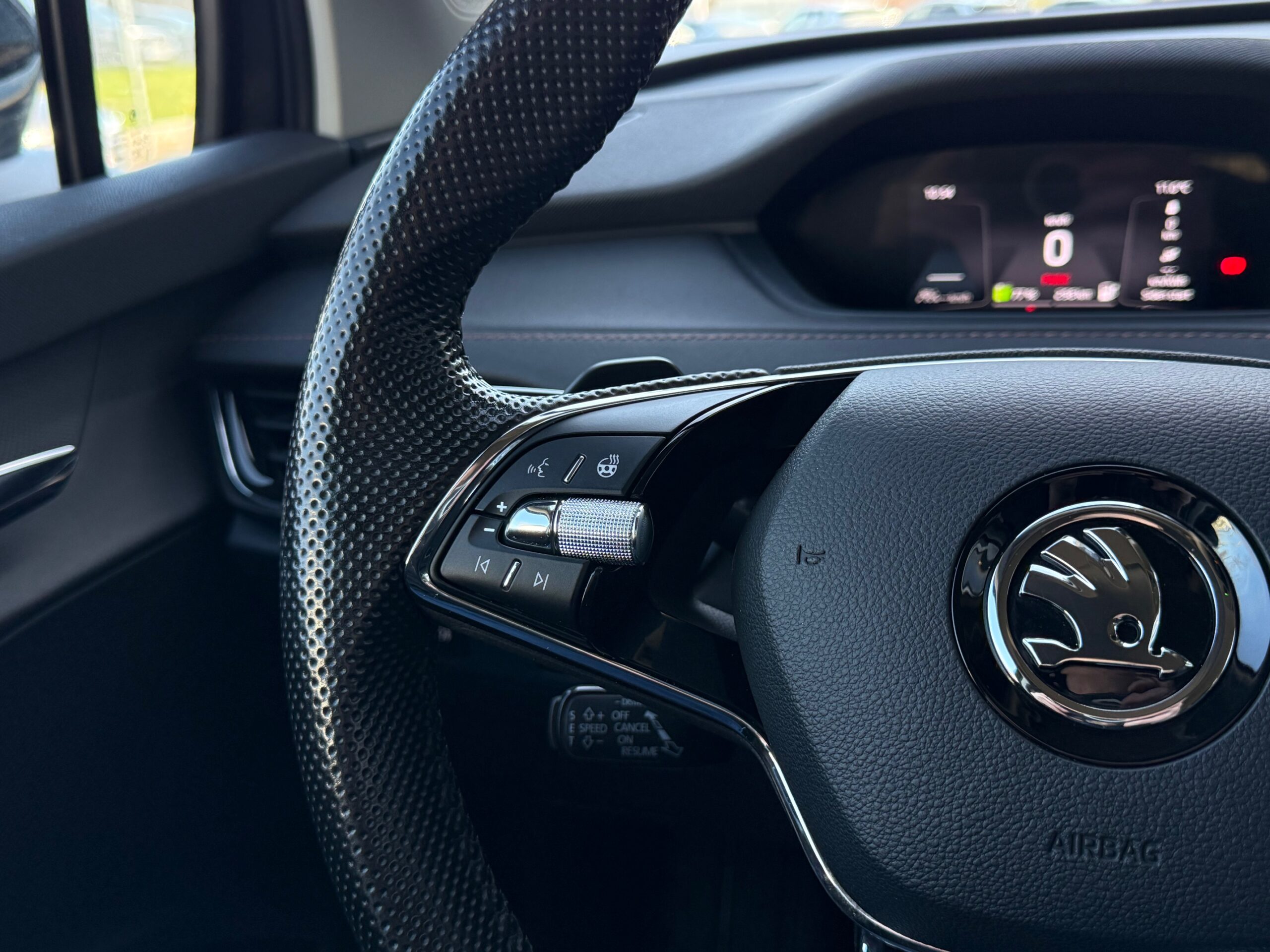 Skoda Enyaq 80 iV Suite 5d