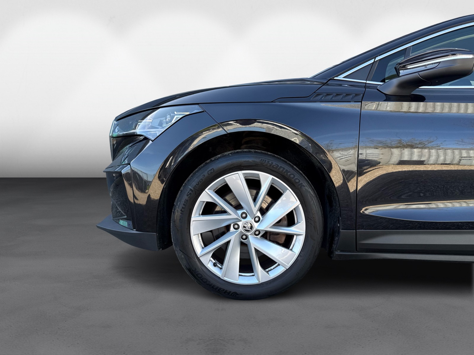 Skoda Enyaq 80 iV Suite 5d