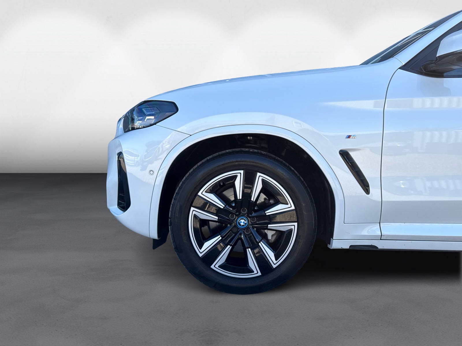 BMW iX3 Charged M-Sport 5d