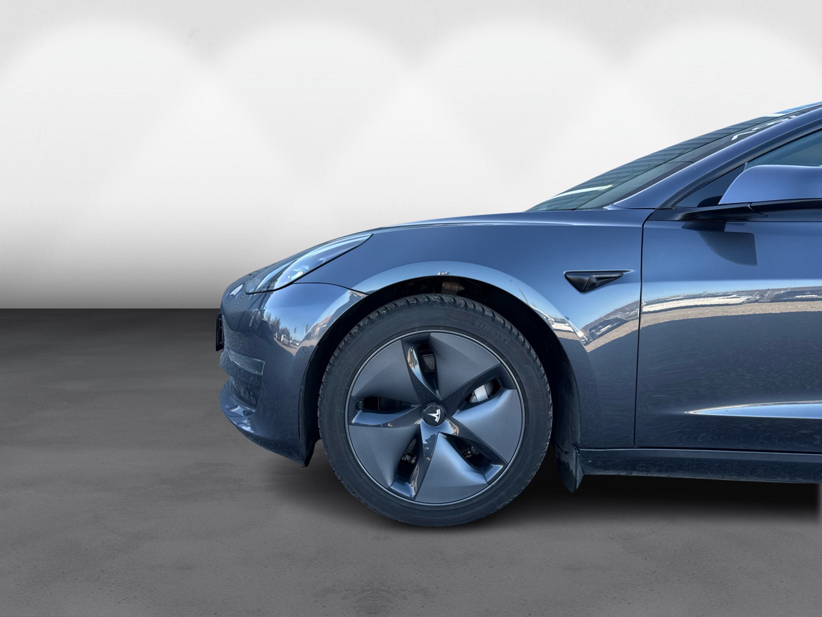 Tesla Model 3 Long Range AWD 4d