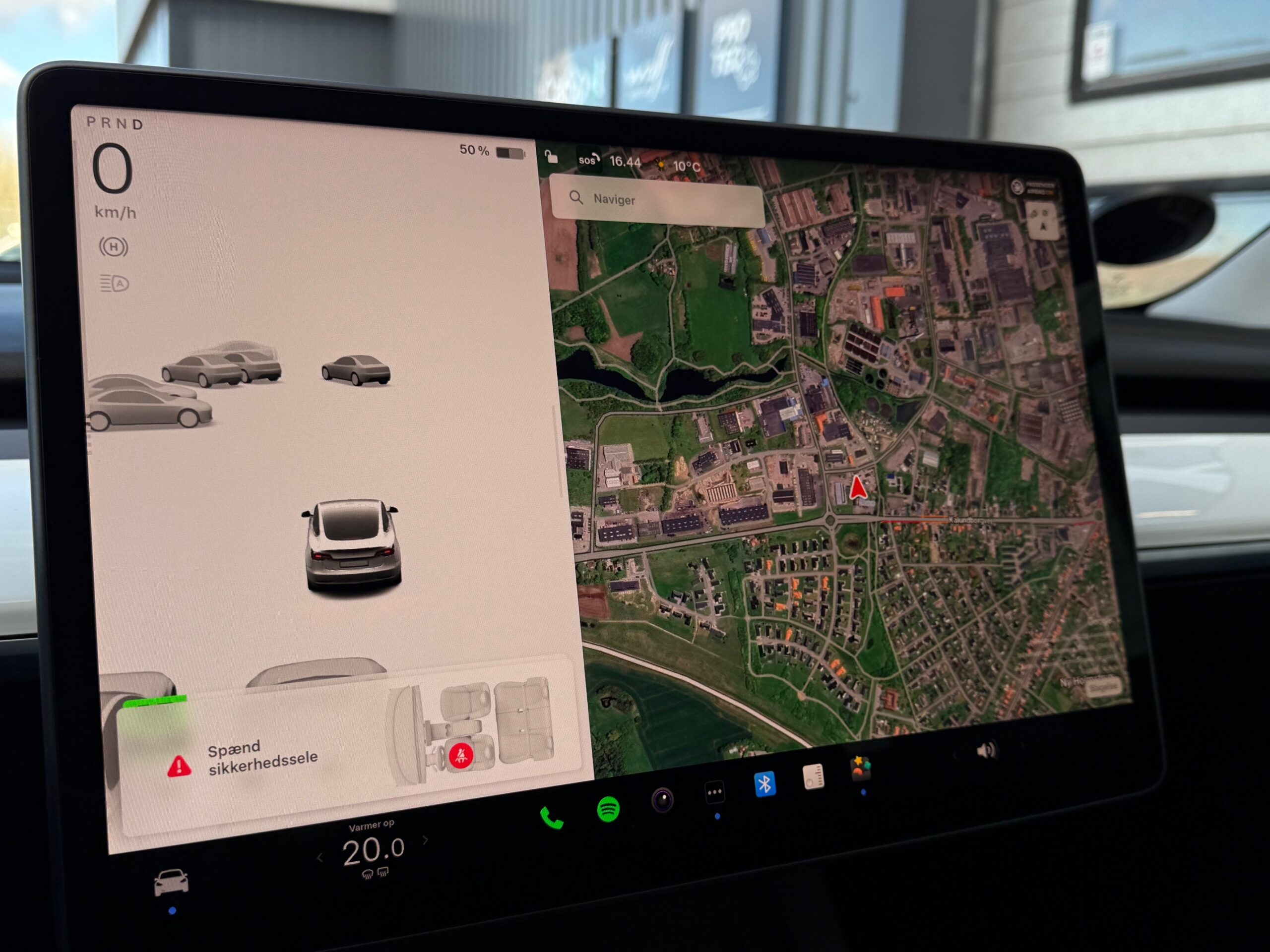Tesla Model 3 RWD 4d