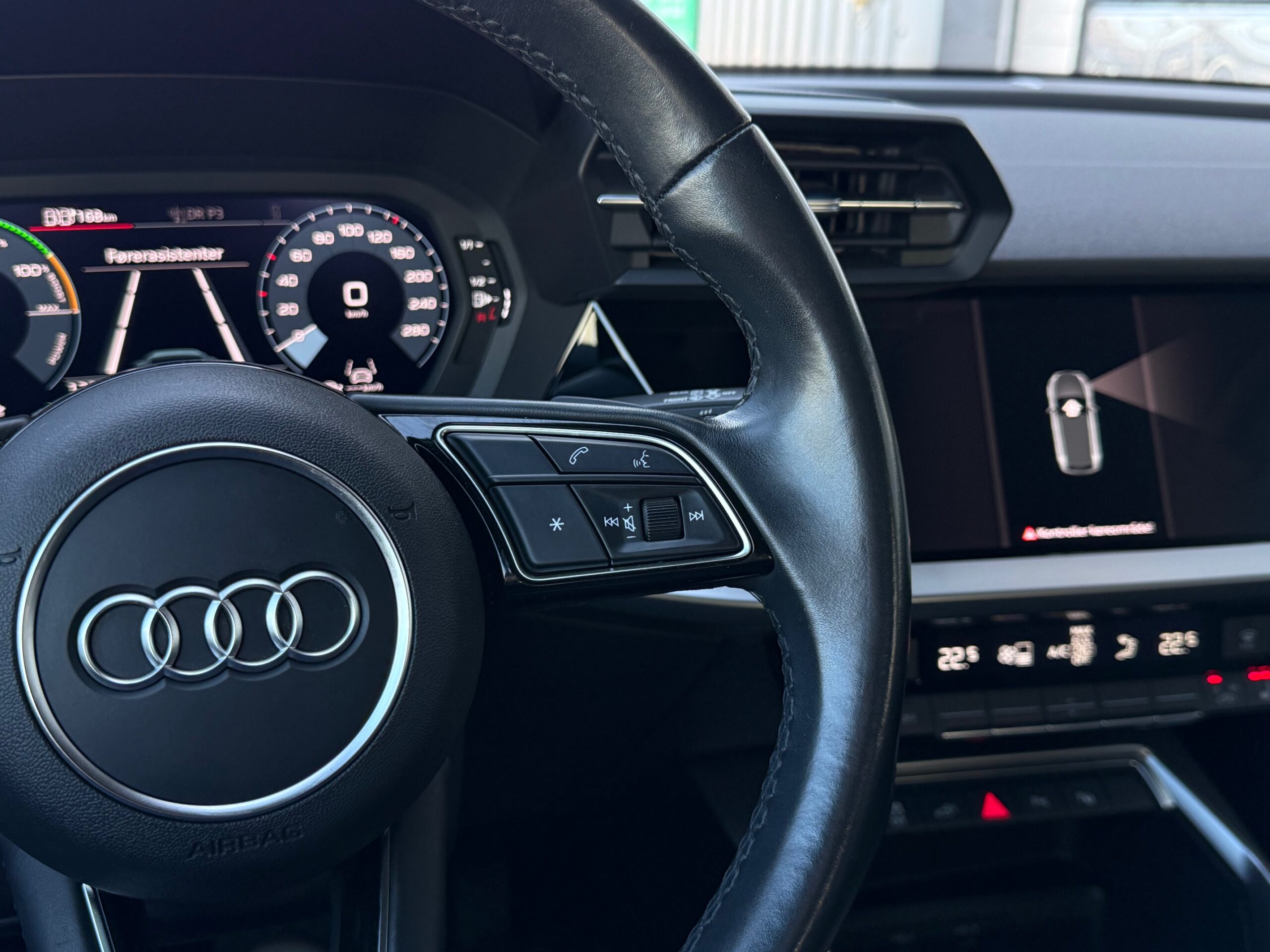 Audi A3 40 TFSi e Prestige Sportback S-tr. 5d