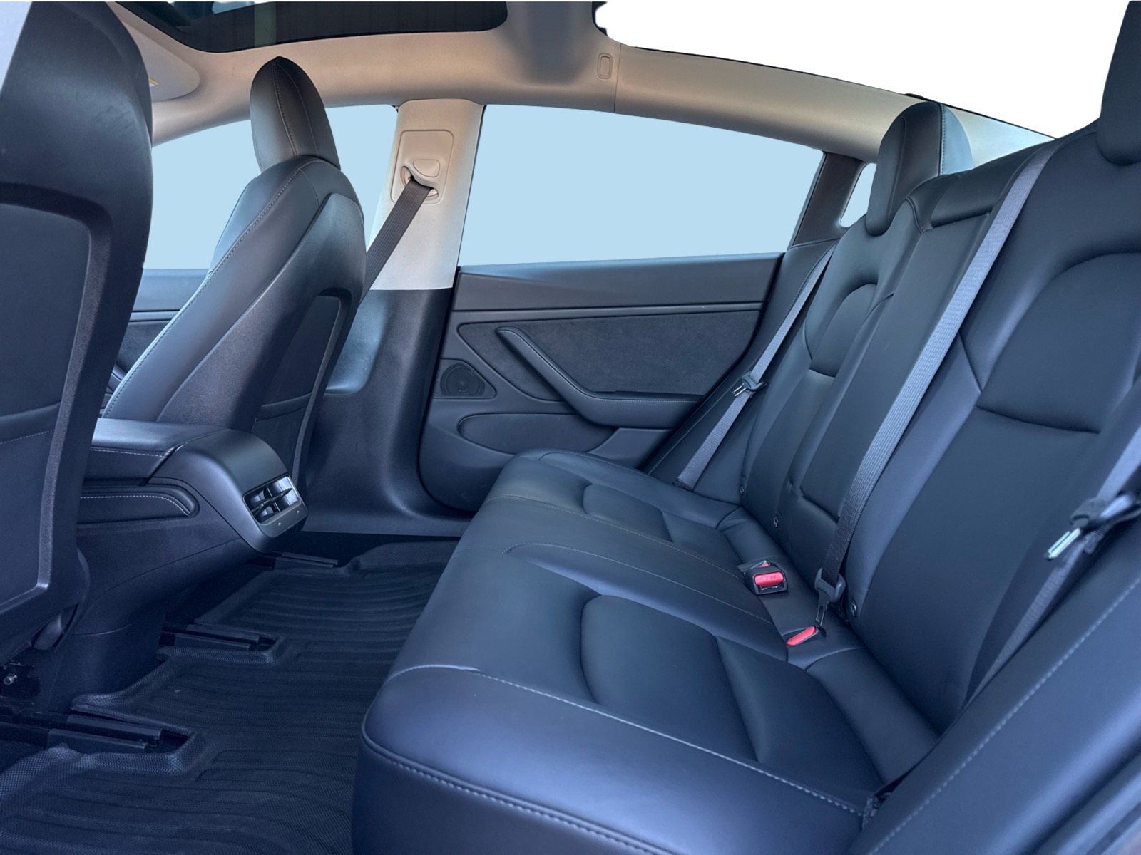 Tesla Model 3 Long Range AWD 4d