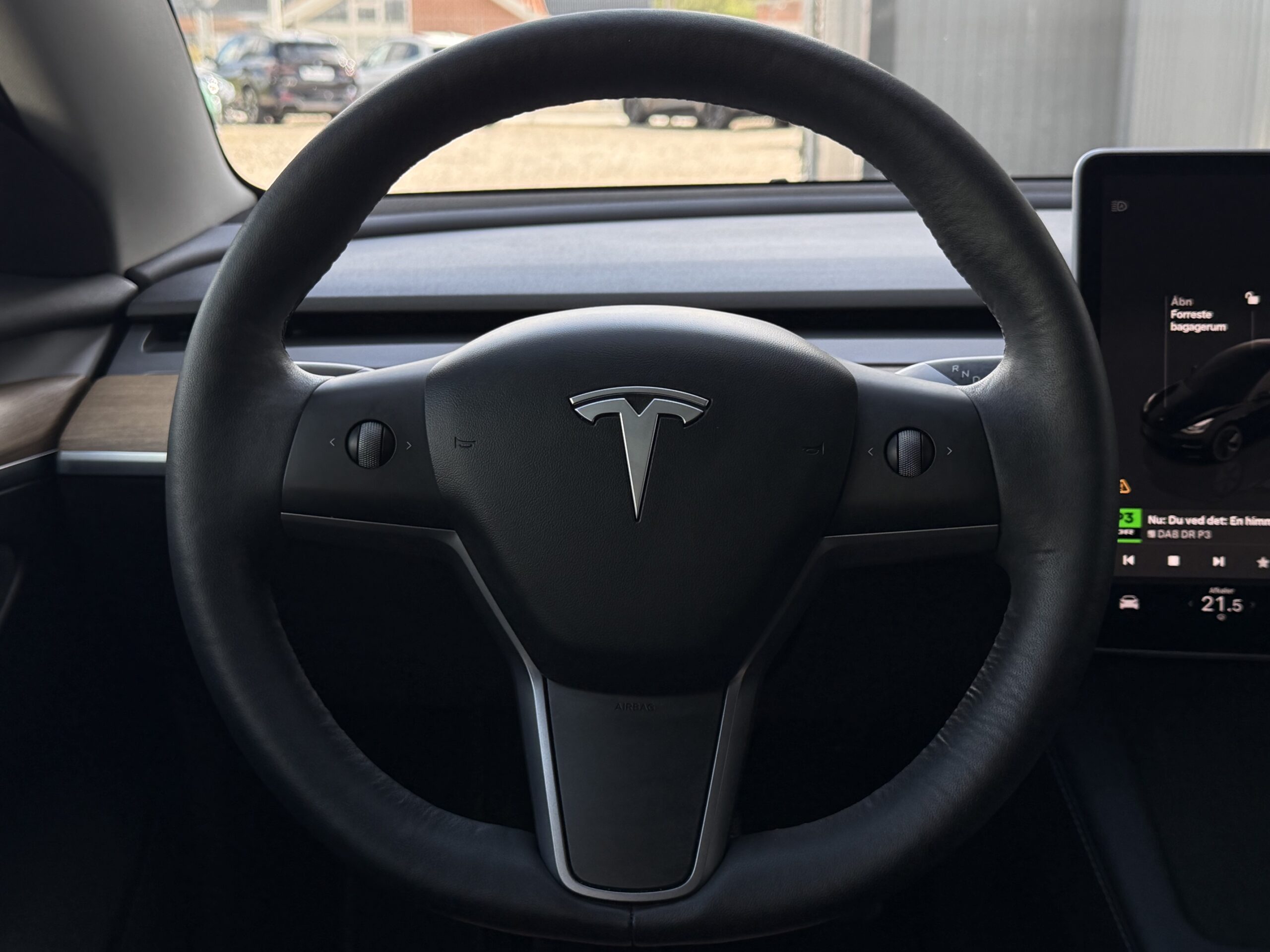 Tesla Model 3 Long Range AWD 4d