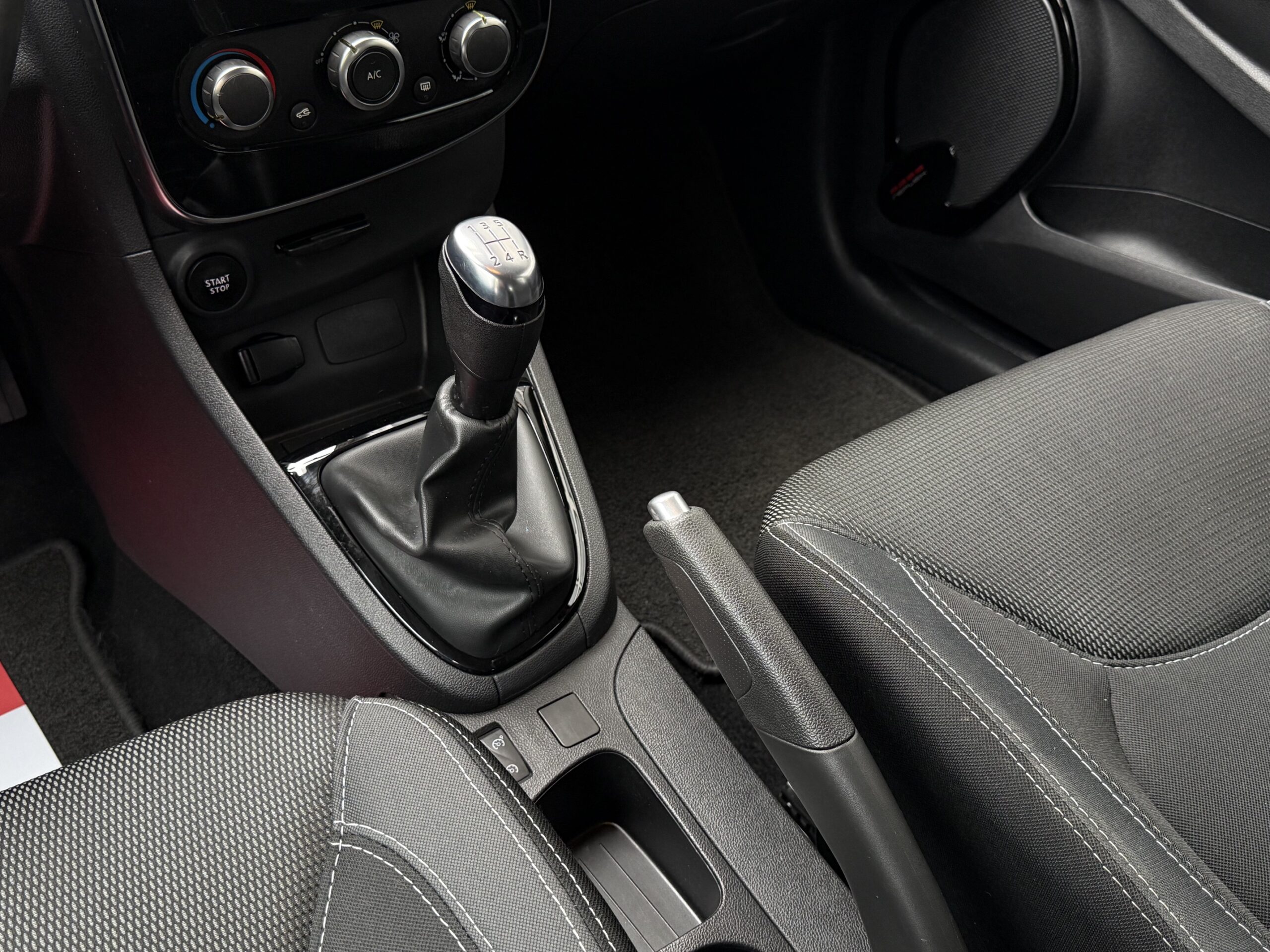Renault Clio IV 0,9 TCe 90 Zen 5d