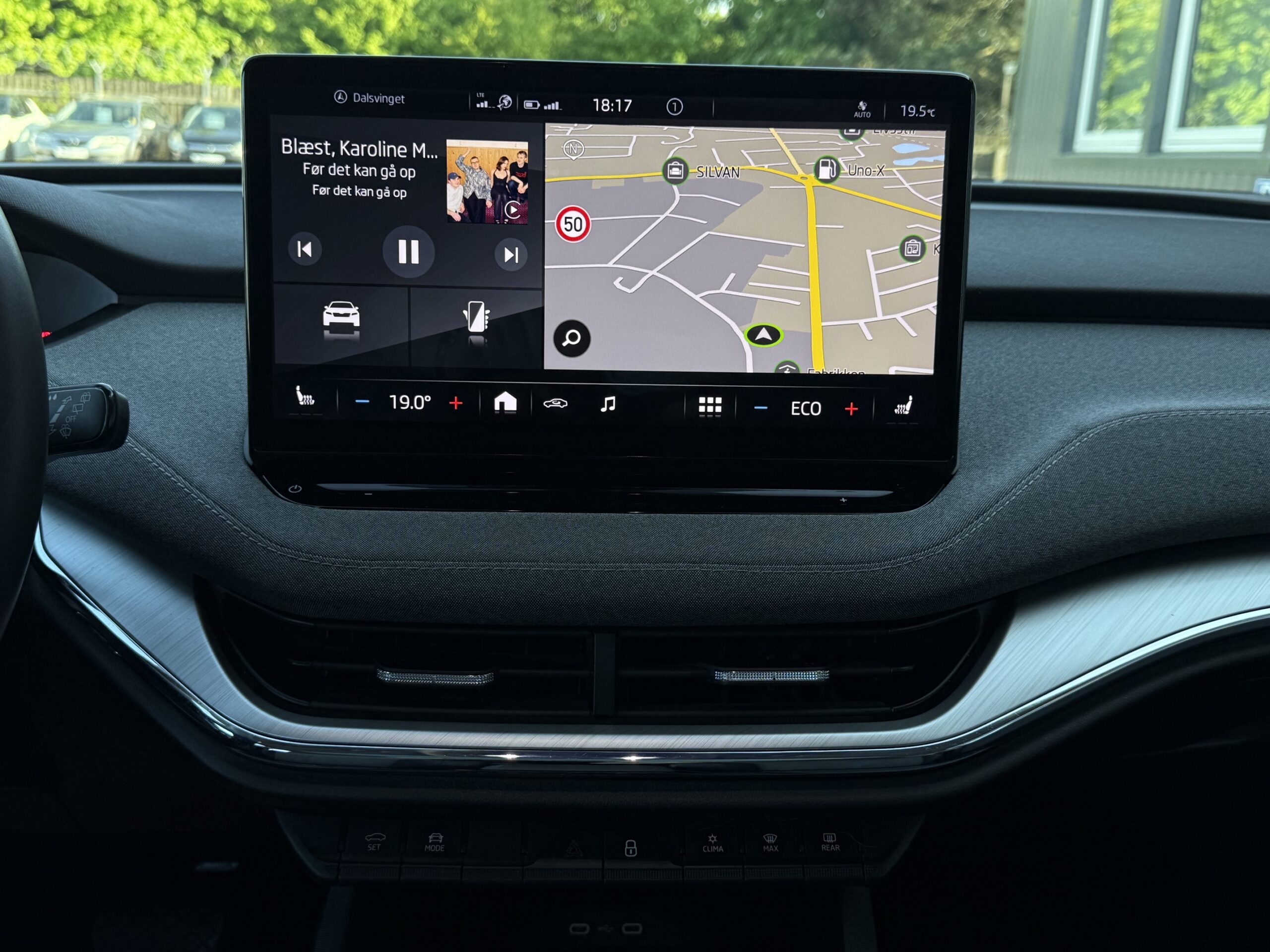 Skoda Enyaq 60 iV Loft 5d