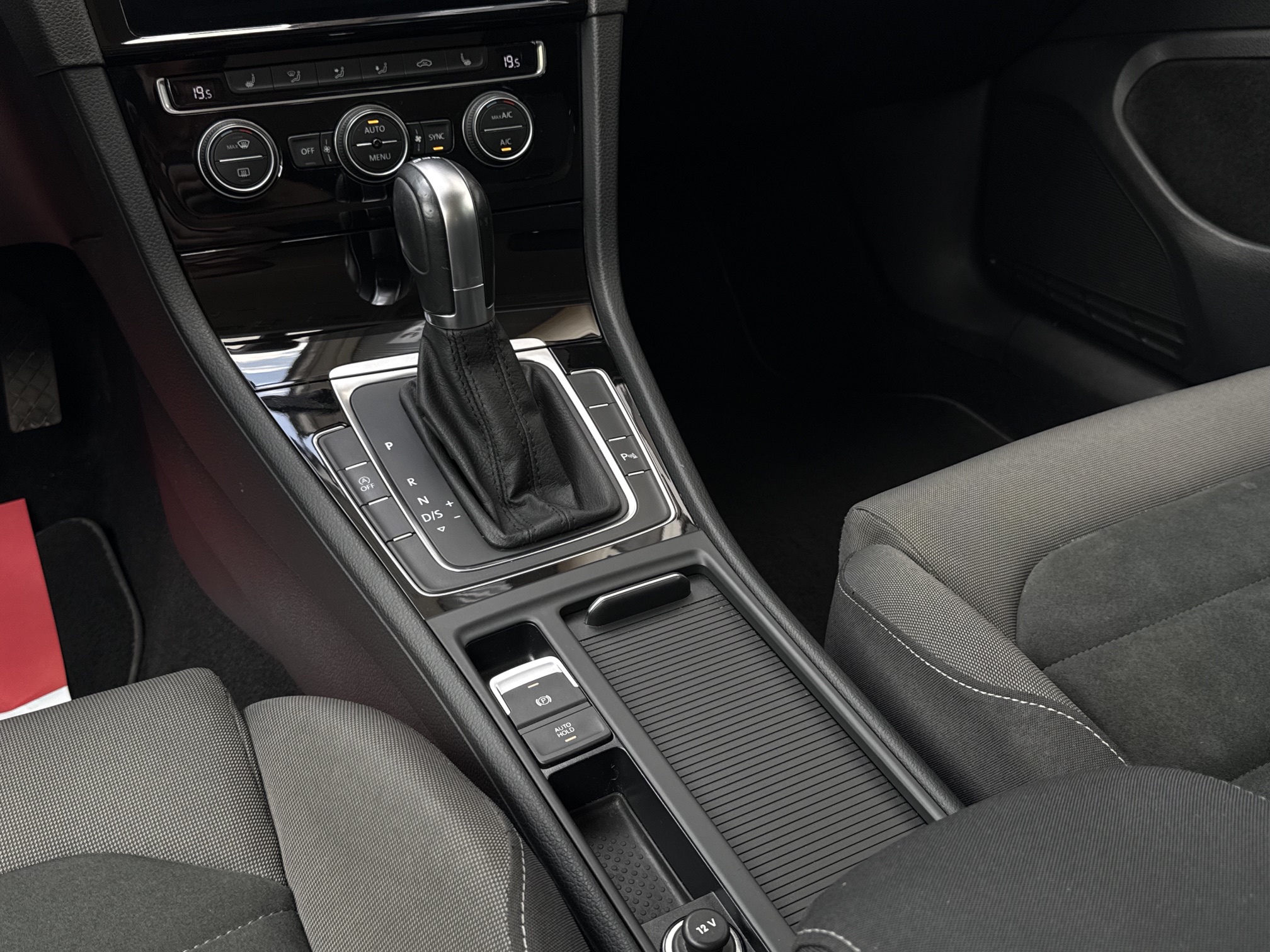 VW Golf VII 1,5 TSi 150 Highline DSG 5d