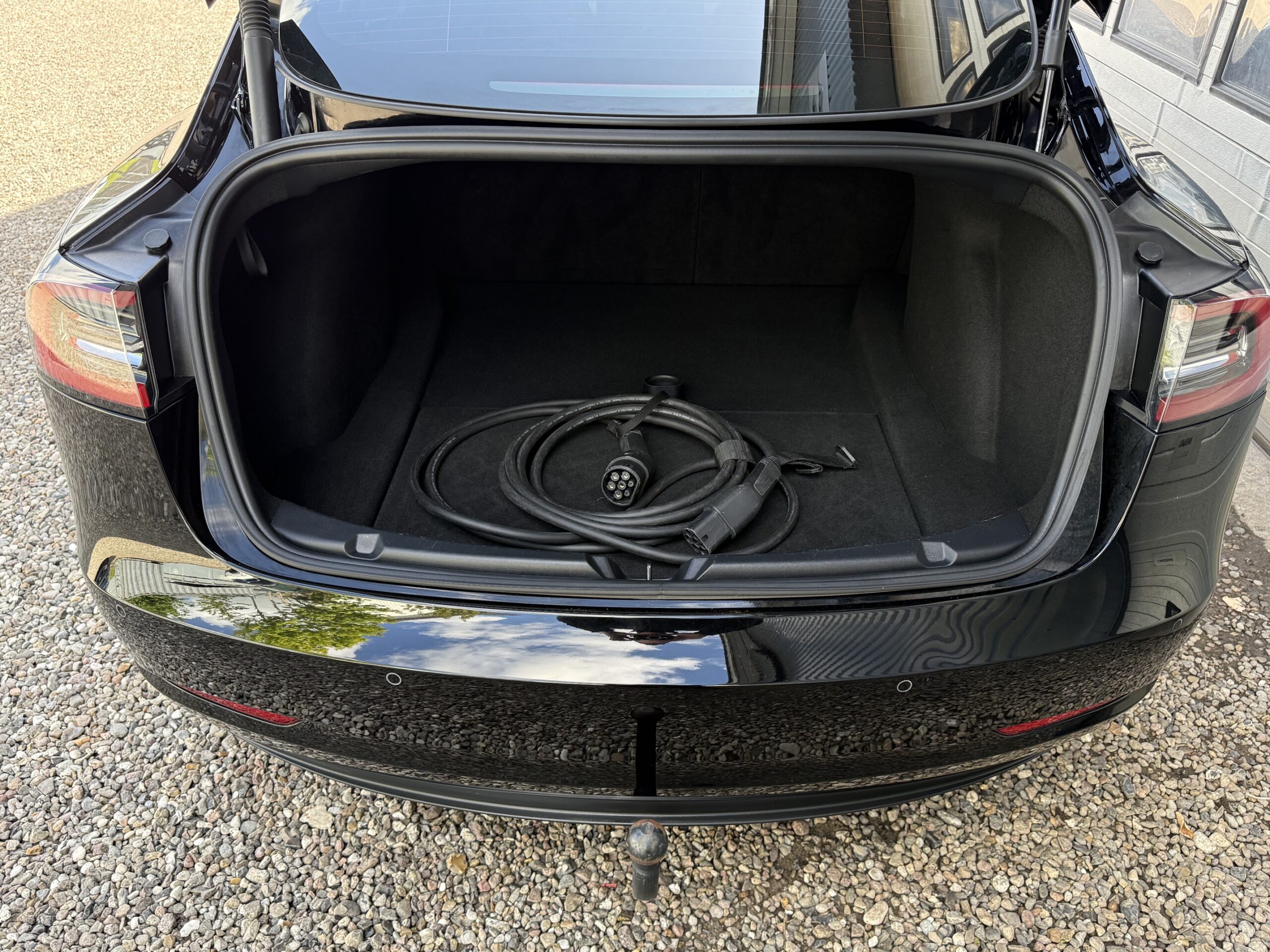 Tesla Model 3 Long Range AWD 4d