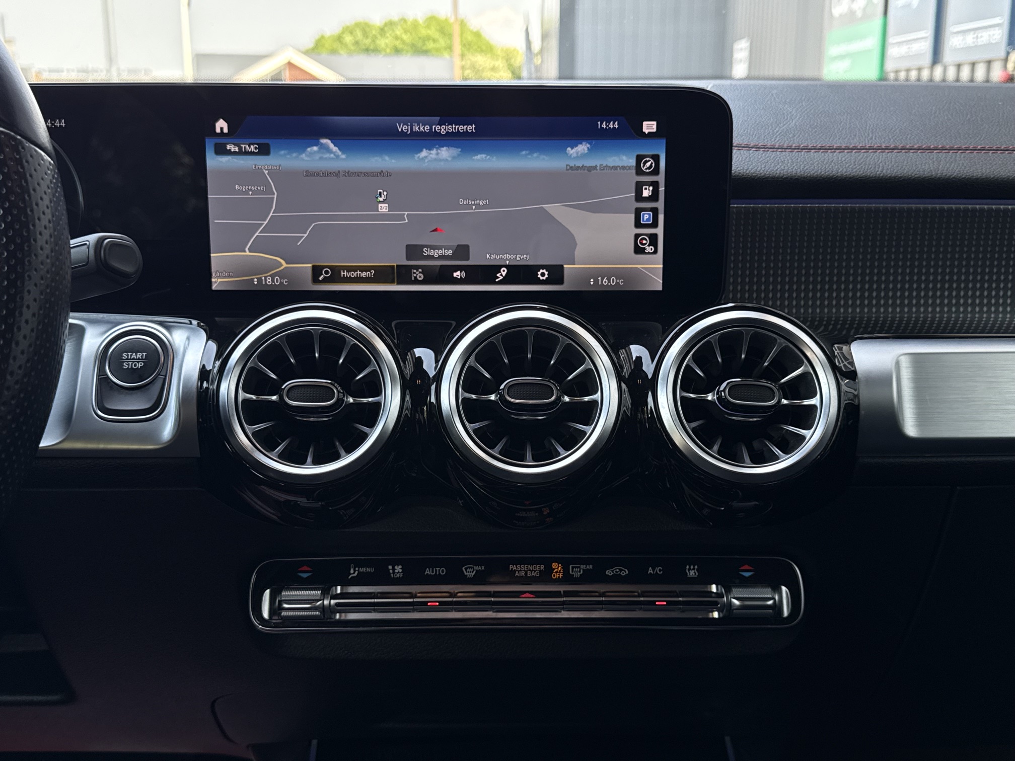 Mercedes EQB300 AMG Line 4Matic 5d