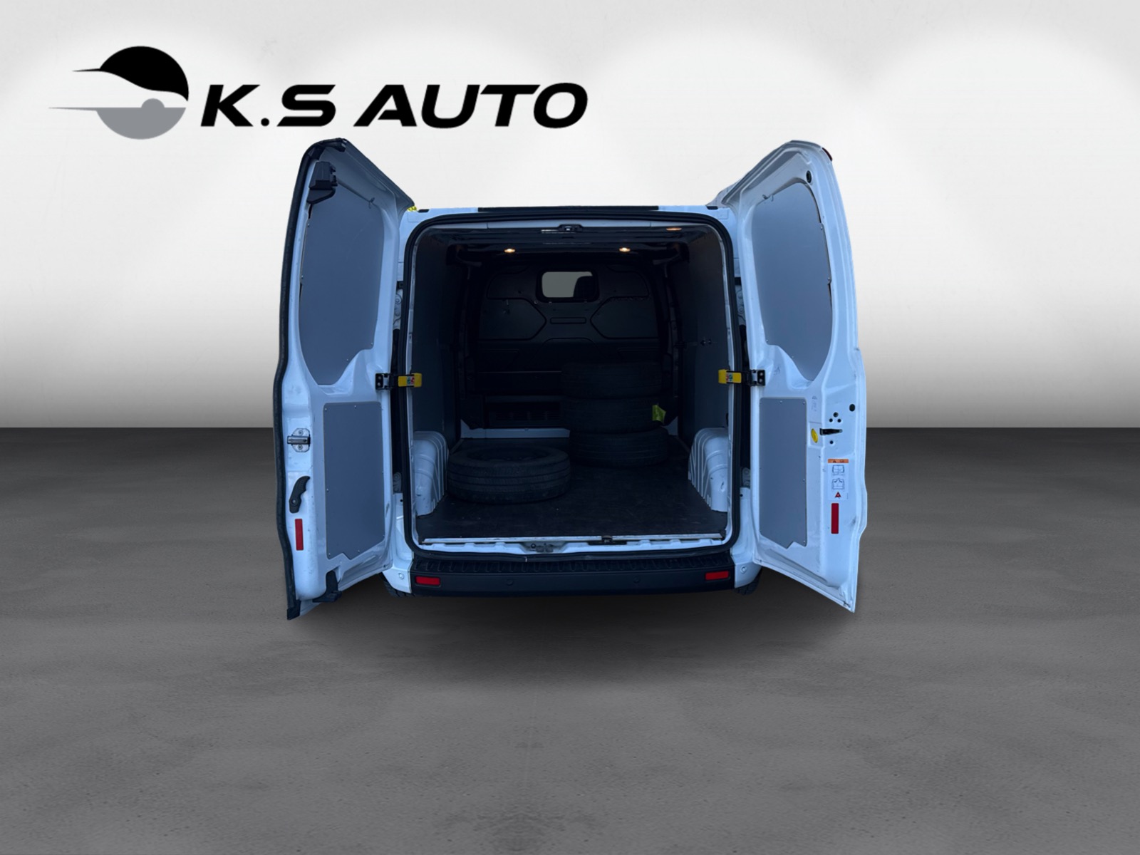 Ford Transit Custom 300 L1 2,0 TDCi 130 Active aut.