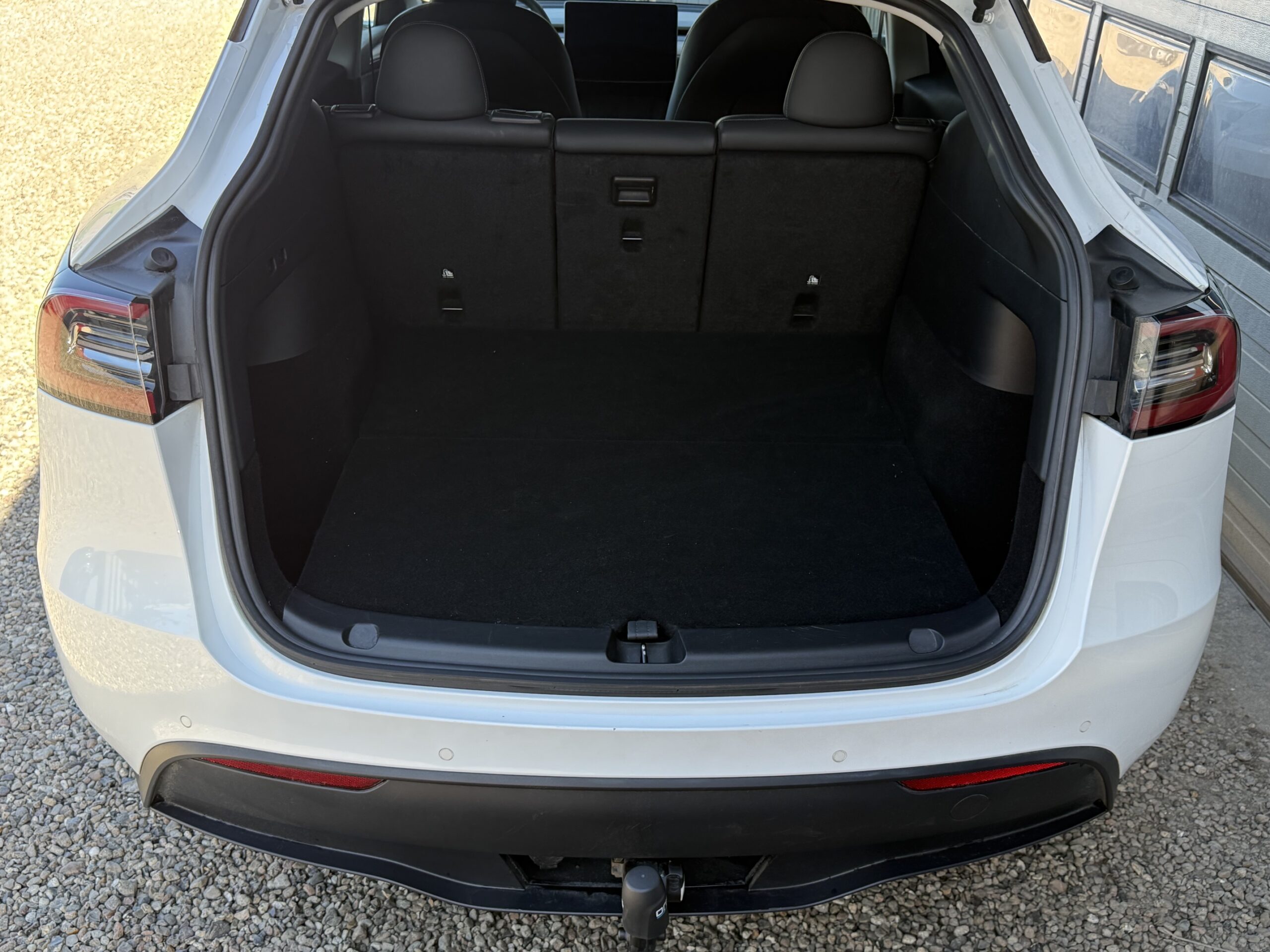 Tesla Model Y Long Range AWD 5d