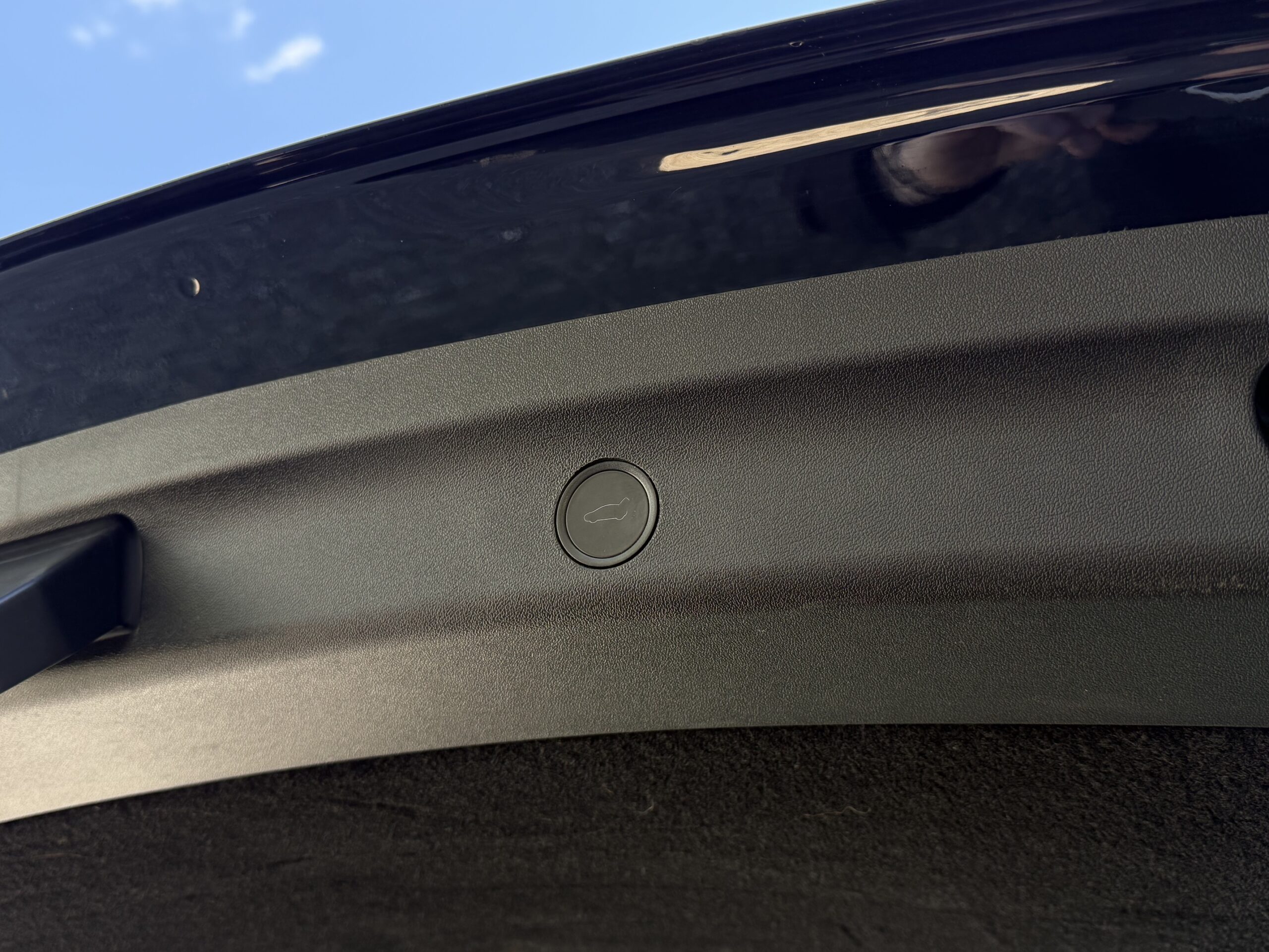 Tesla Model Y Long Range AWD 5d