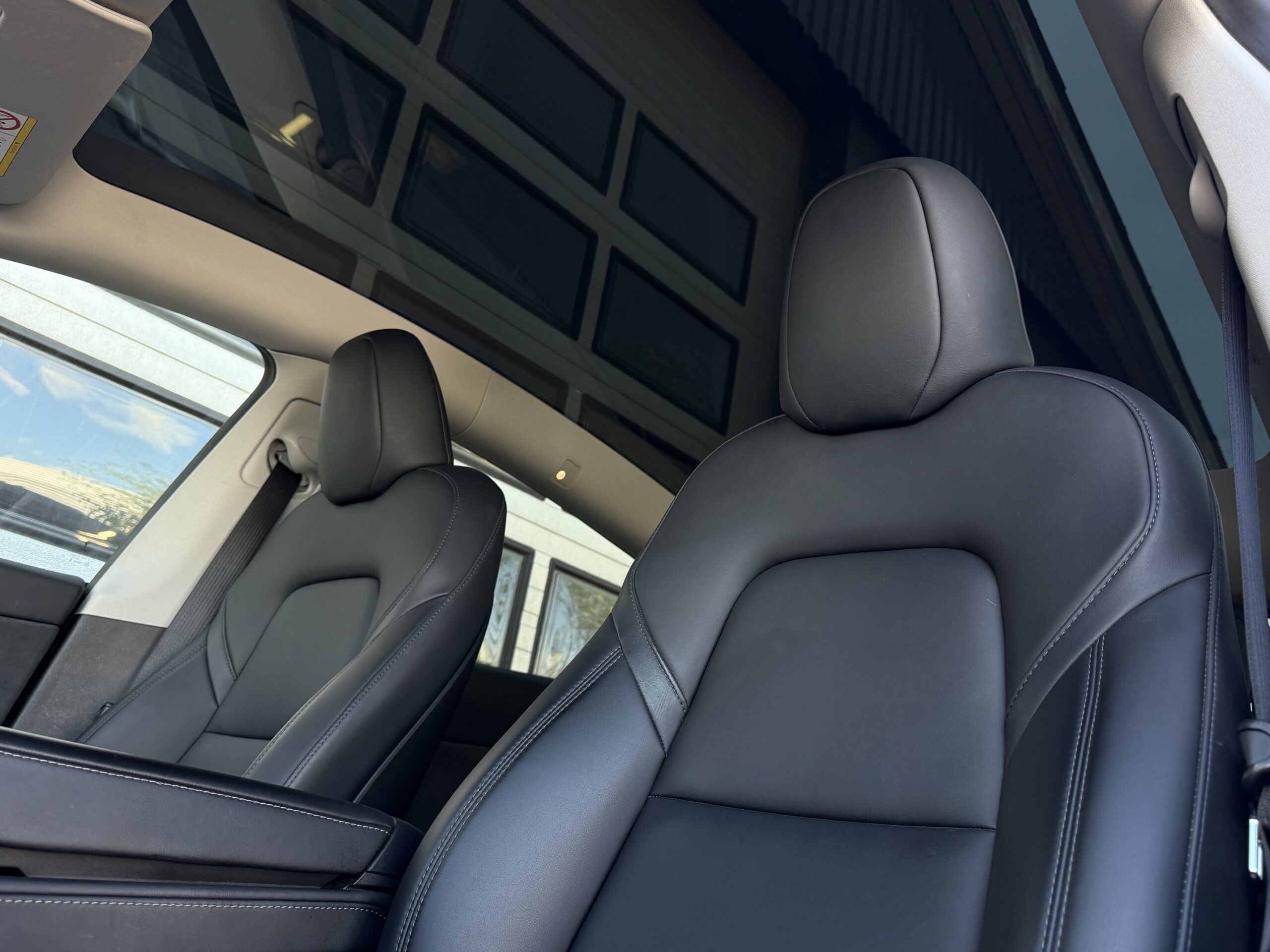 Tesla Model Y Long Range AWD 5d