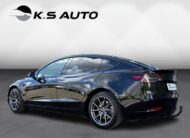 Tesla Model 3 Long Range AWD 4d