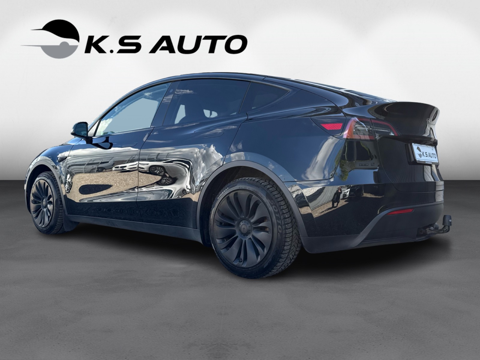 Tesla Model Y Long Range AWD 5d