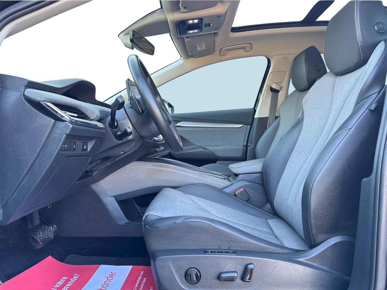 Skoda Enyaq 60 iV Loft 5d