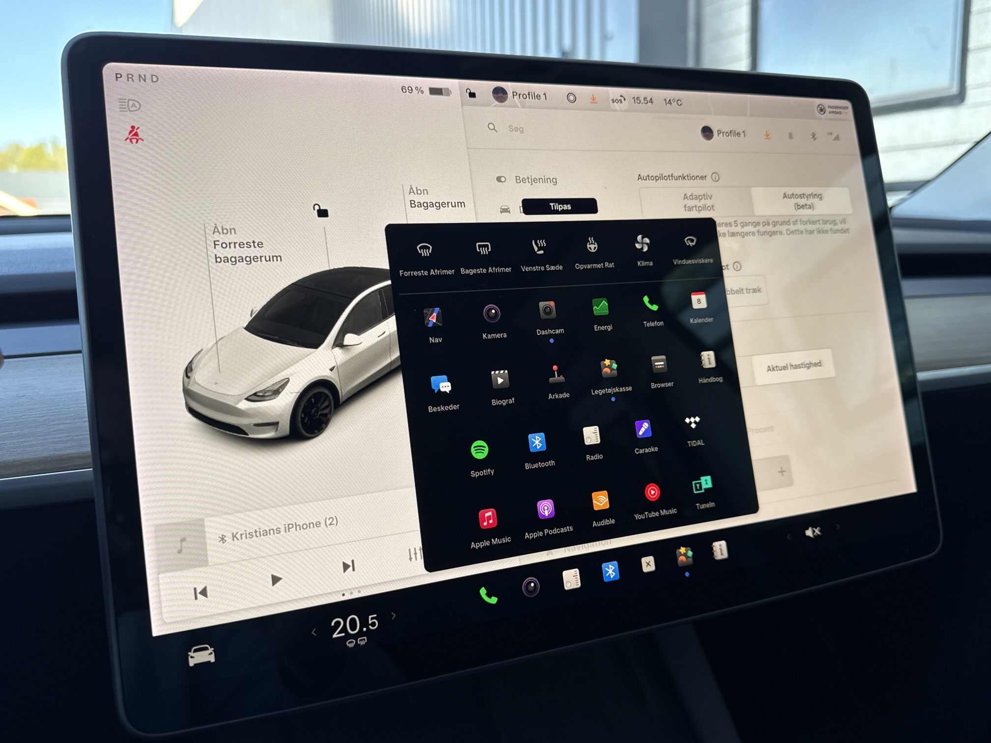 Tesla Model Y Long Range AWD 5d