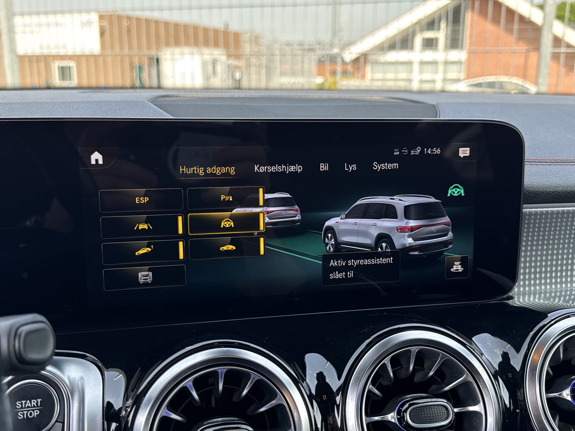 Mercedes EQB300 AMG Line 4Matic 5d