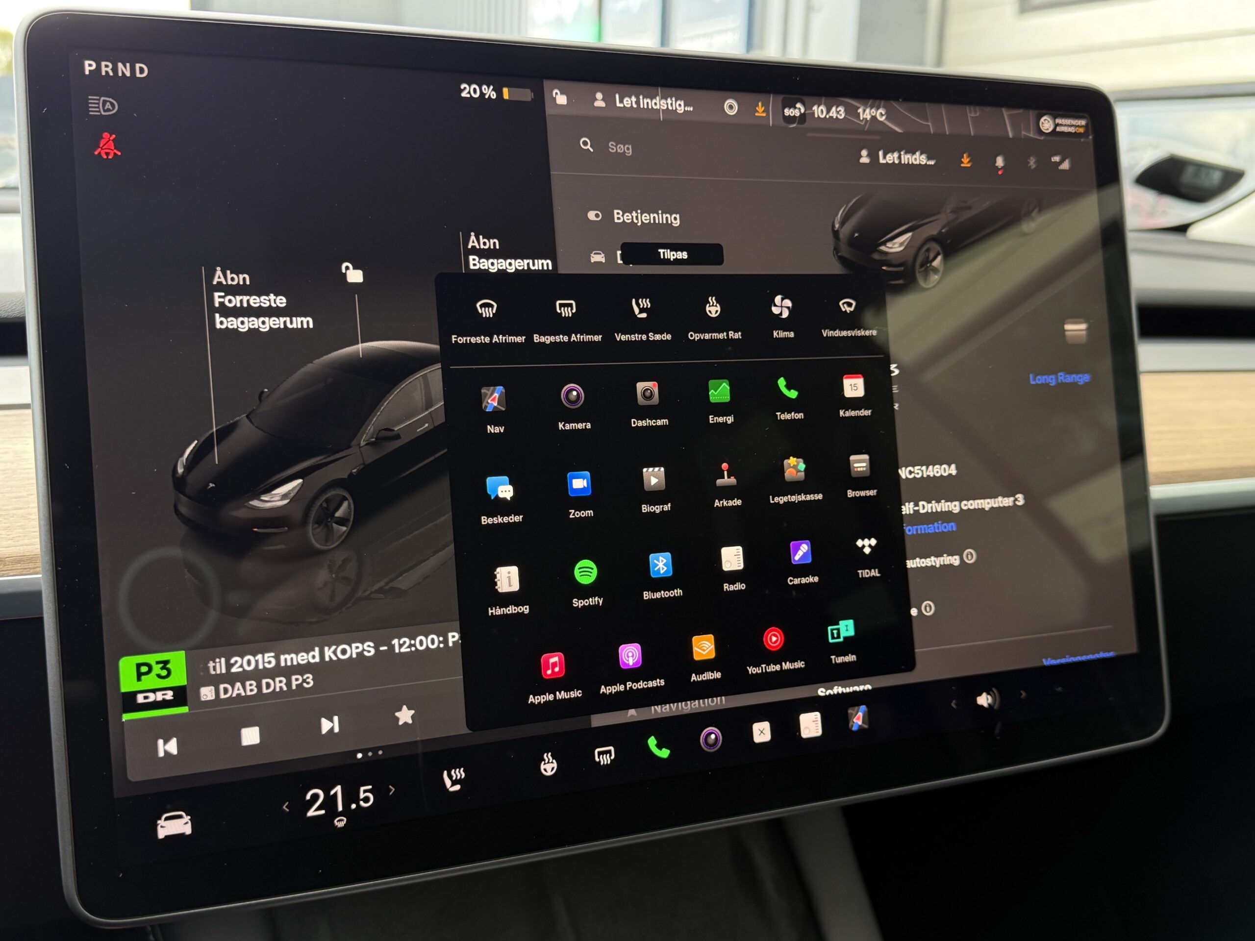Tesla Model 3 Long Range AWD 4d