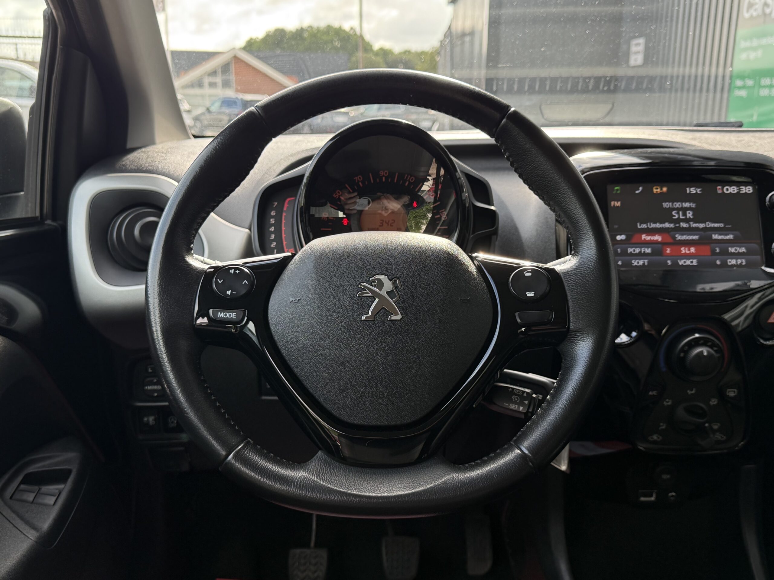 Peugeot 108 1,0 e-VTi 69 Allure 5d