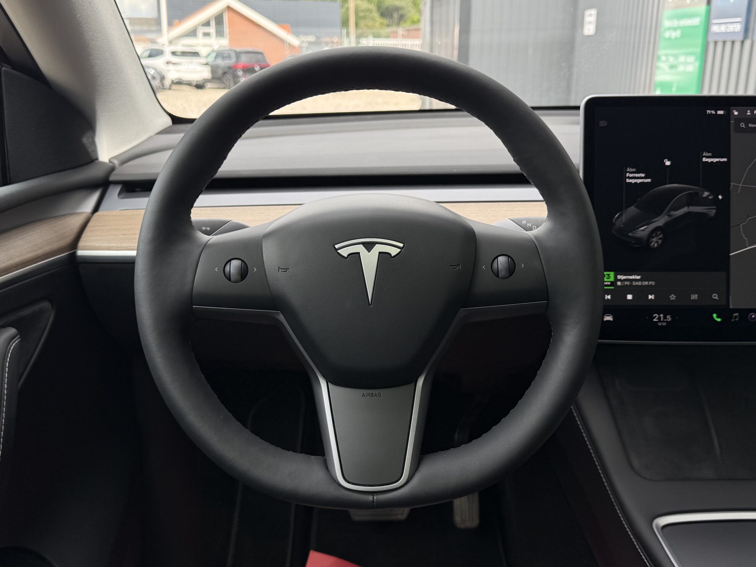 Tesla Model Y Long Range AWD 5d
