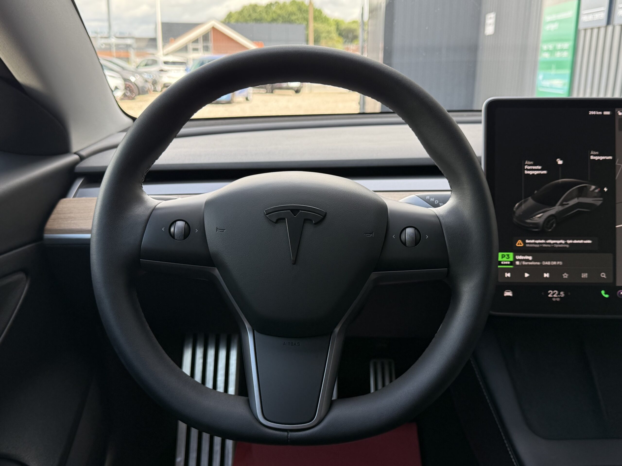 Tesla Model 3 Standard Range+ RWD 4d