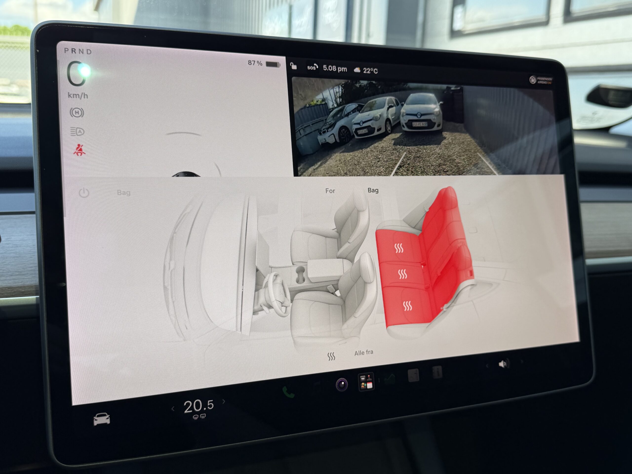 Tesla Model 3 Standard Range+ RWD 4d