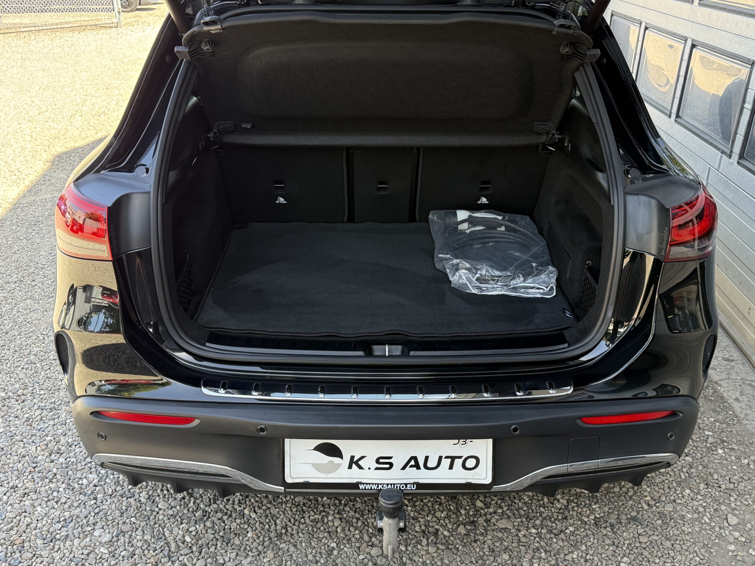 Mercedes EQA300 AMG Line 4Matic 5d