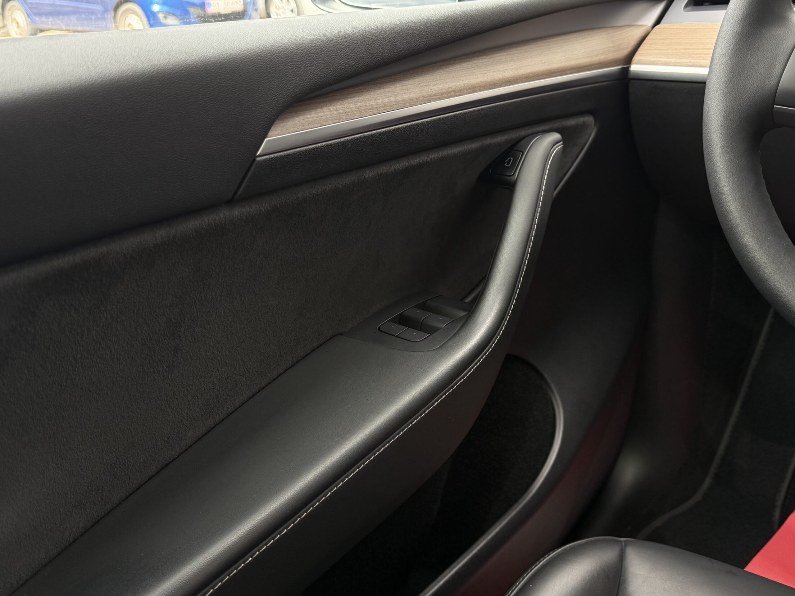 Tesla Model Y Long Range AWD 5d