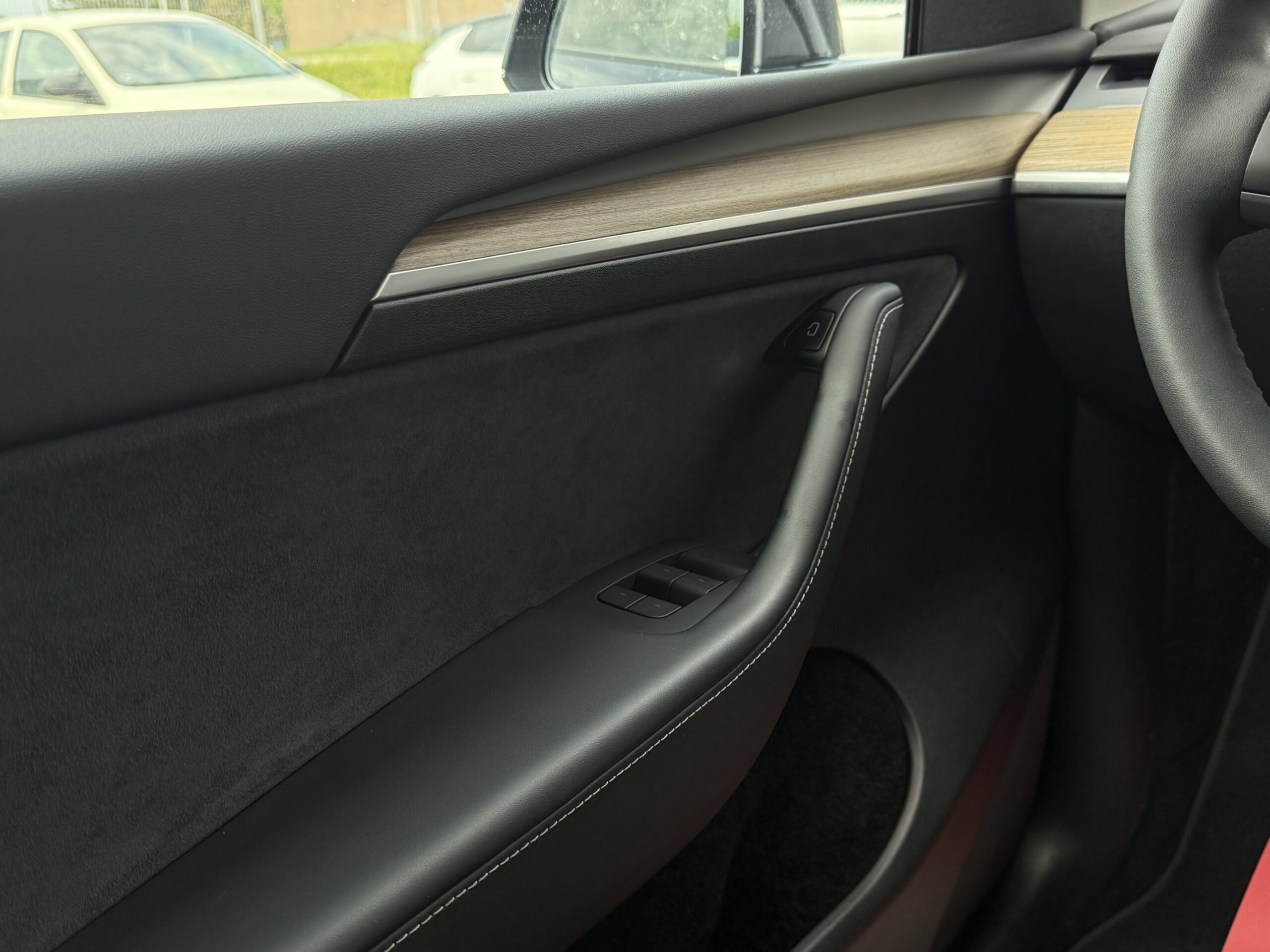 Tesla Model Y RWD 5d