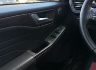 Ford Kuga 2,5 PHEV Vignale CVT 5d