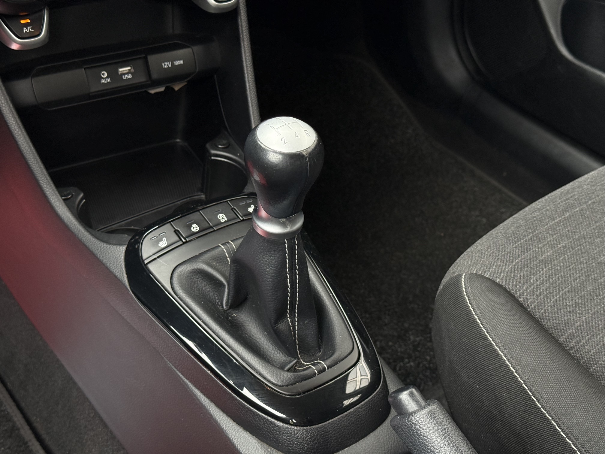 Kia Picanto 1,0 MPi Attraction 5d