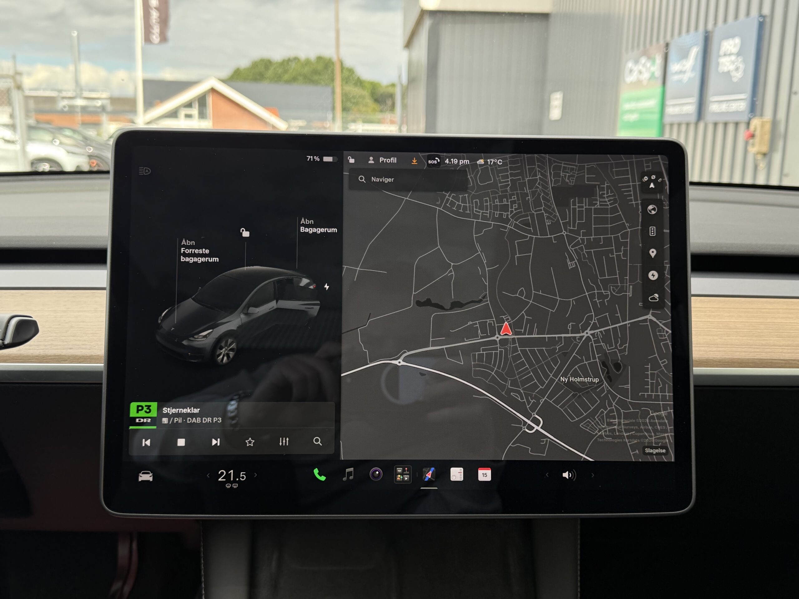 Tesla Model Y Long Range AWD 5d