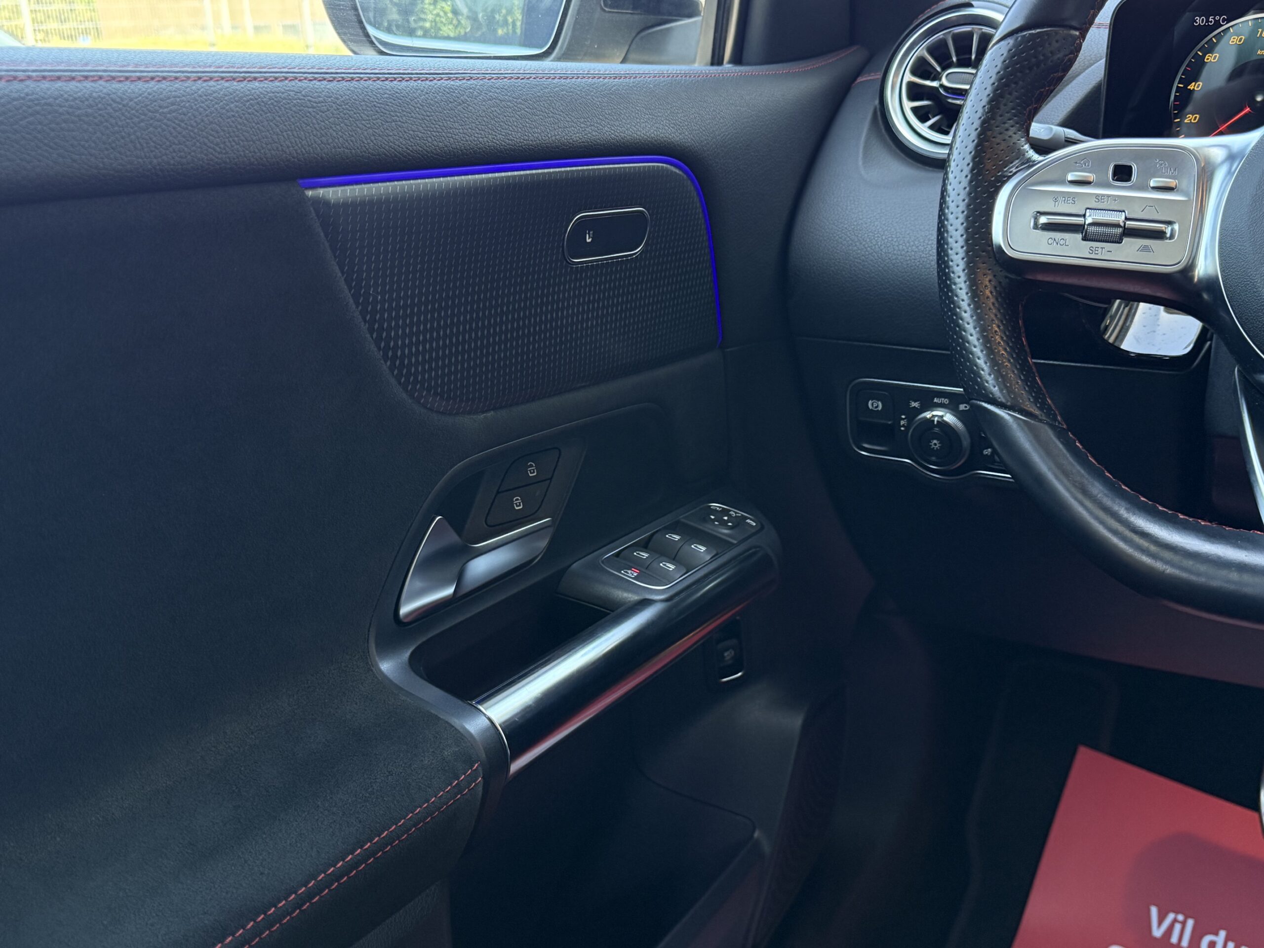 Mercedes EQA300 AMG Line 4Matic 5d