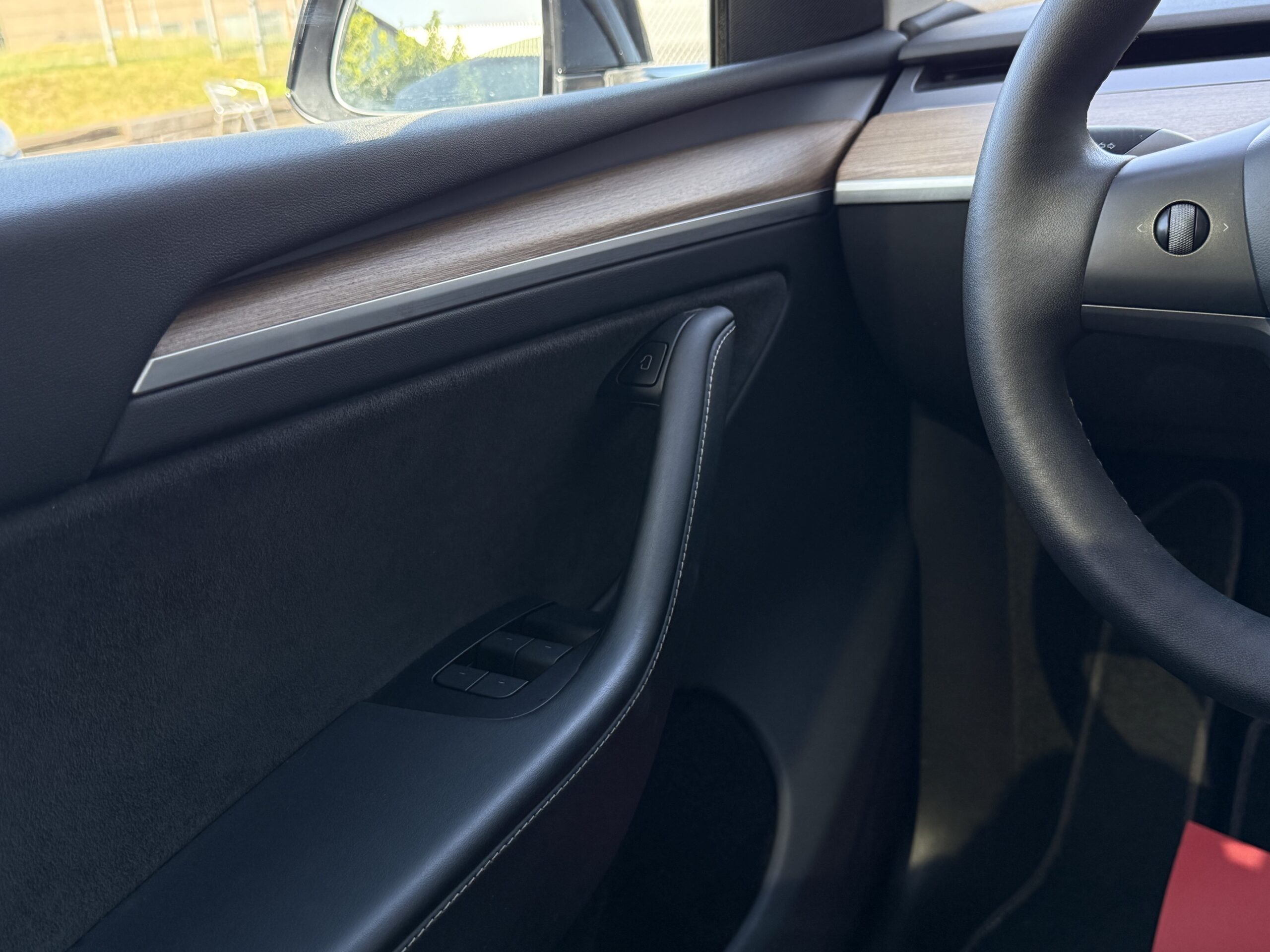 Tesla Model Y Long Range AWD 5d