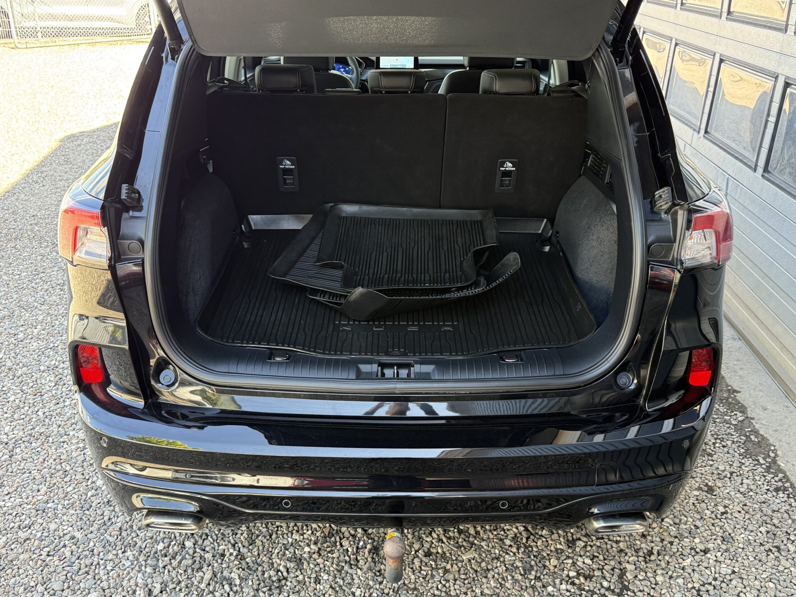 Ford Kuga 2,5 PHEV Vignale CVT 5d