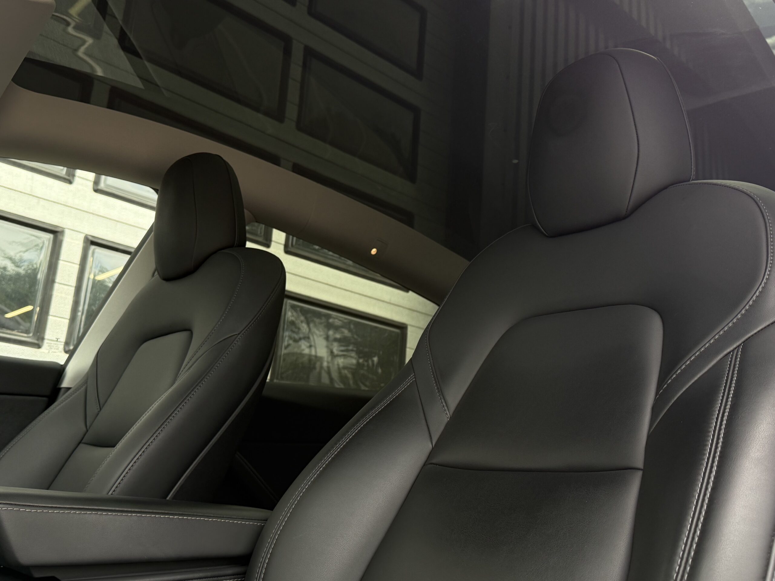 Tesla Model Y Long Range AWD 5d