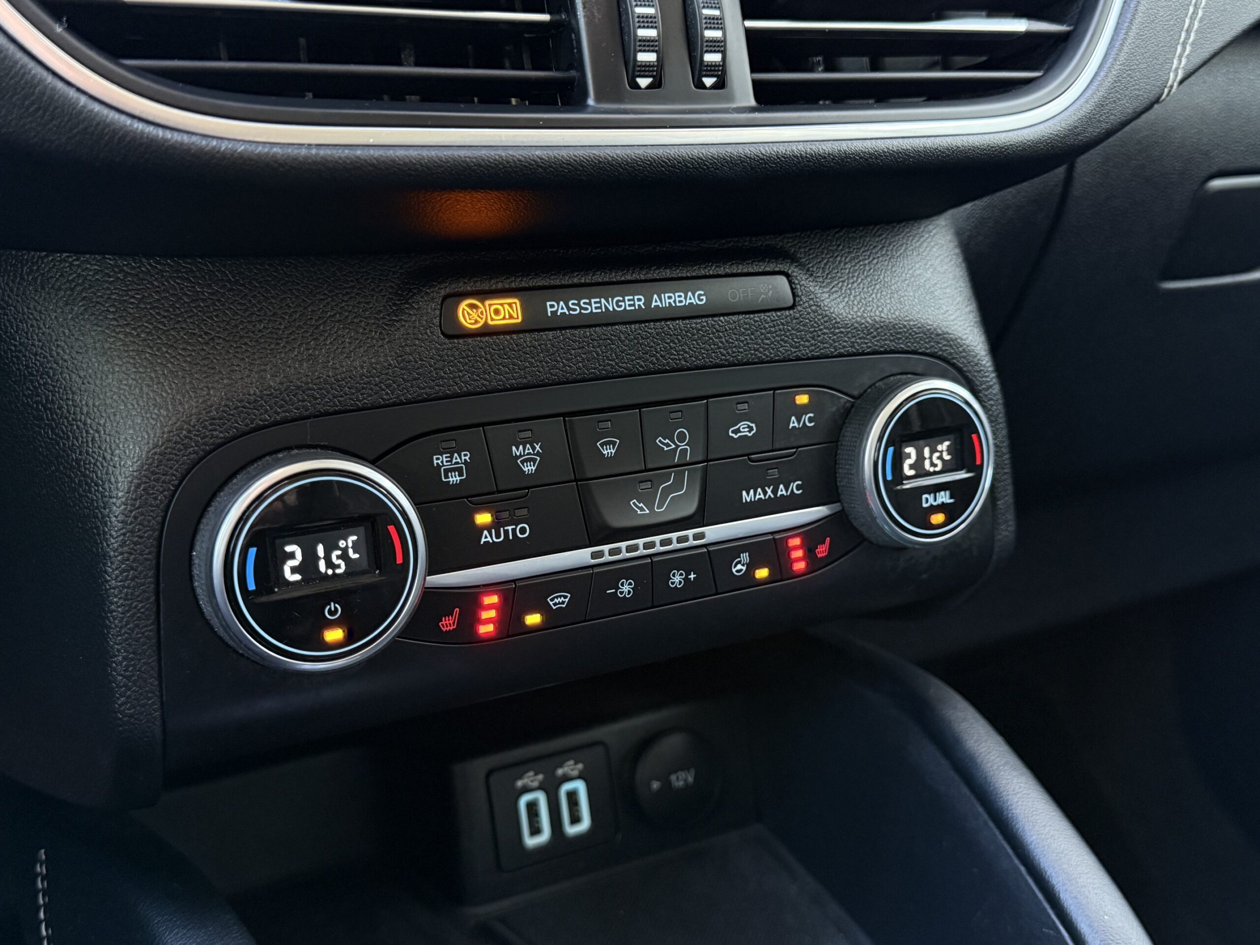 Ford Kuga 2,5 PHEV Vignale CVT 5d