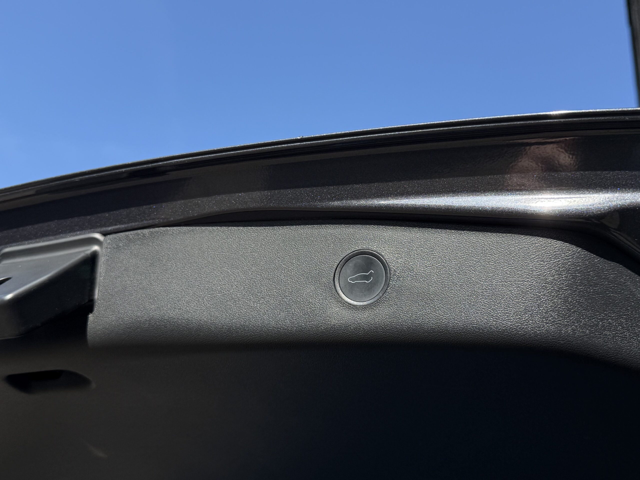 Tesla Model 3 Standard Range+ RWD 4d