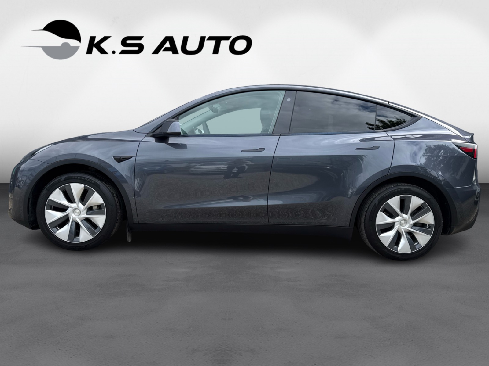 Tesla Model Y Long Range AWD 5d