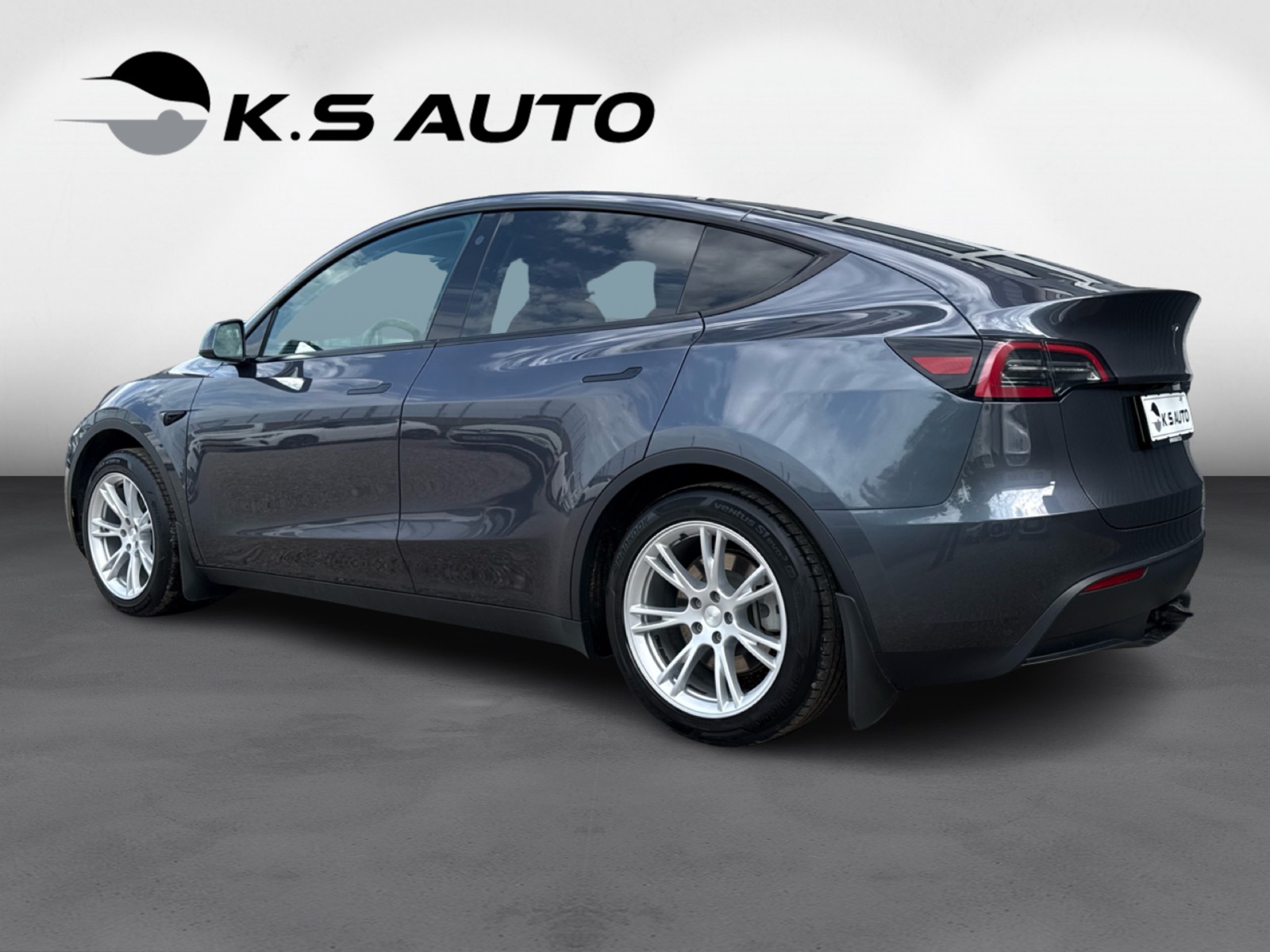 Tesla Model Y RWD 5d