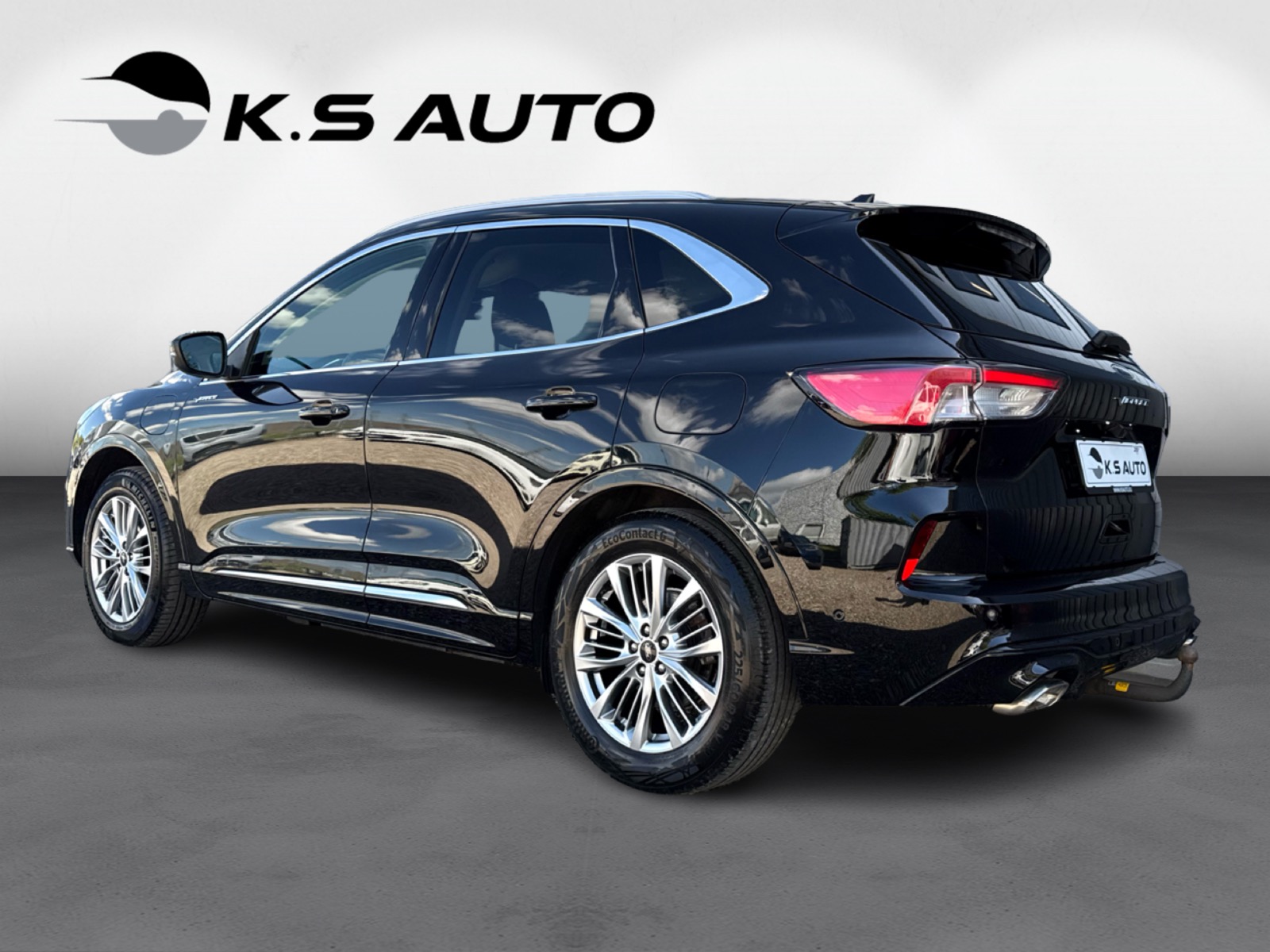 Ford Kuga 2,5 PHEV Vignale CVT 5d