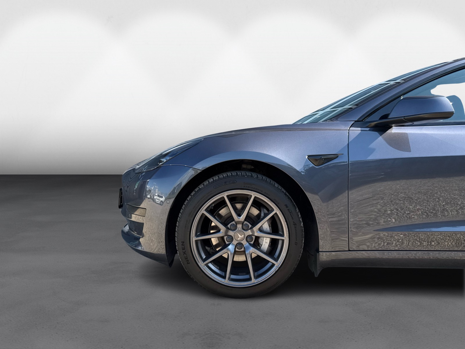 Tesla Model 3 Standard Range+ RWD 4d